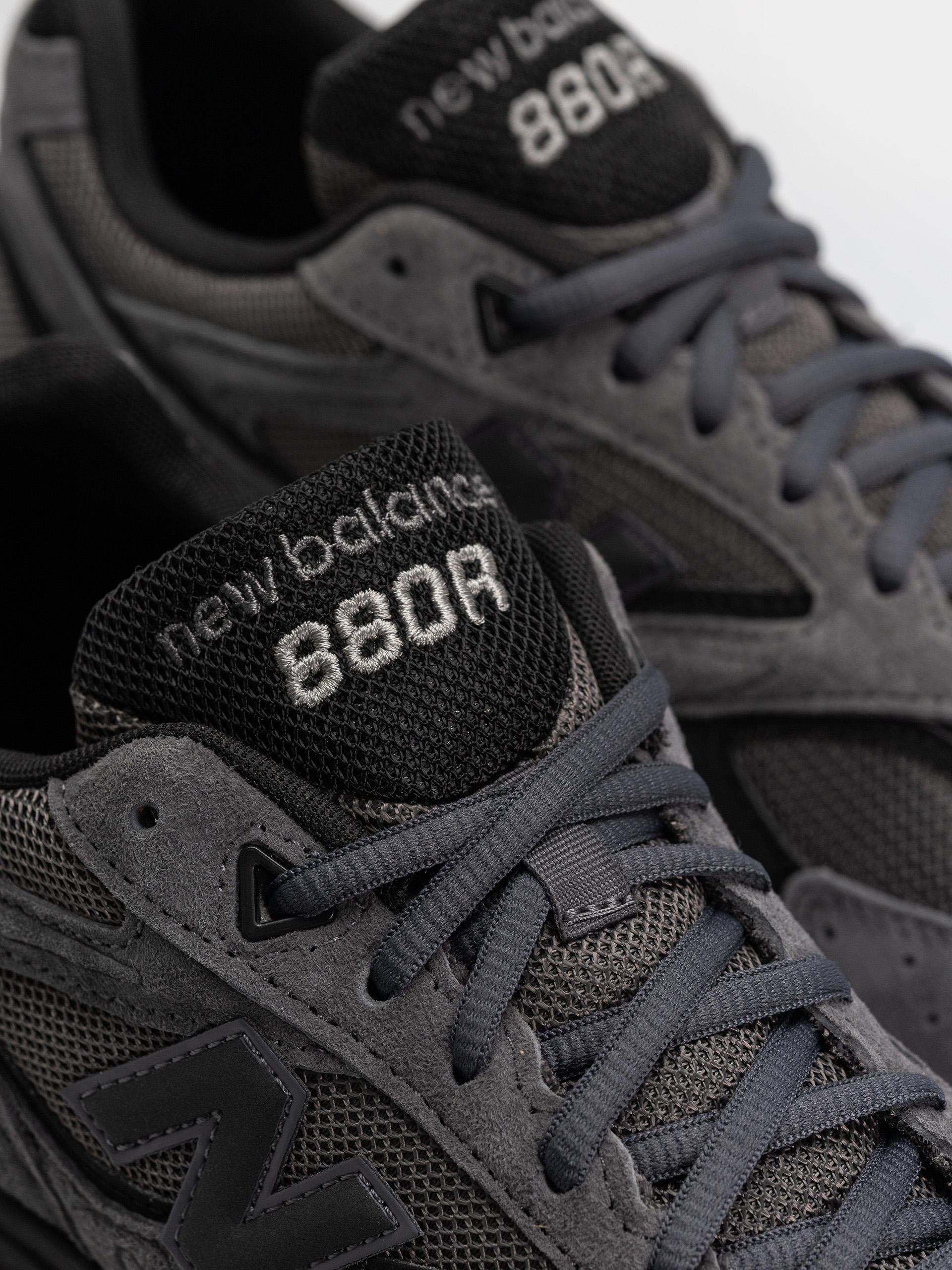 Topánky New Balance 880R (magnet/black)