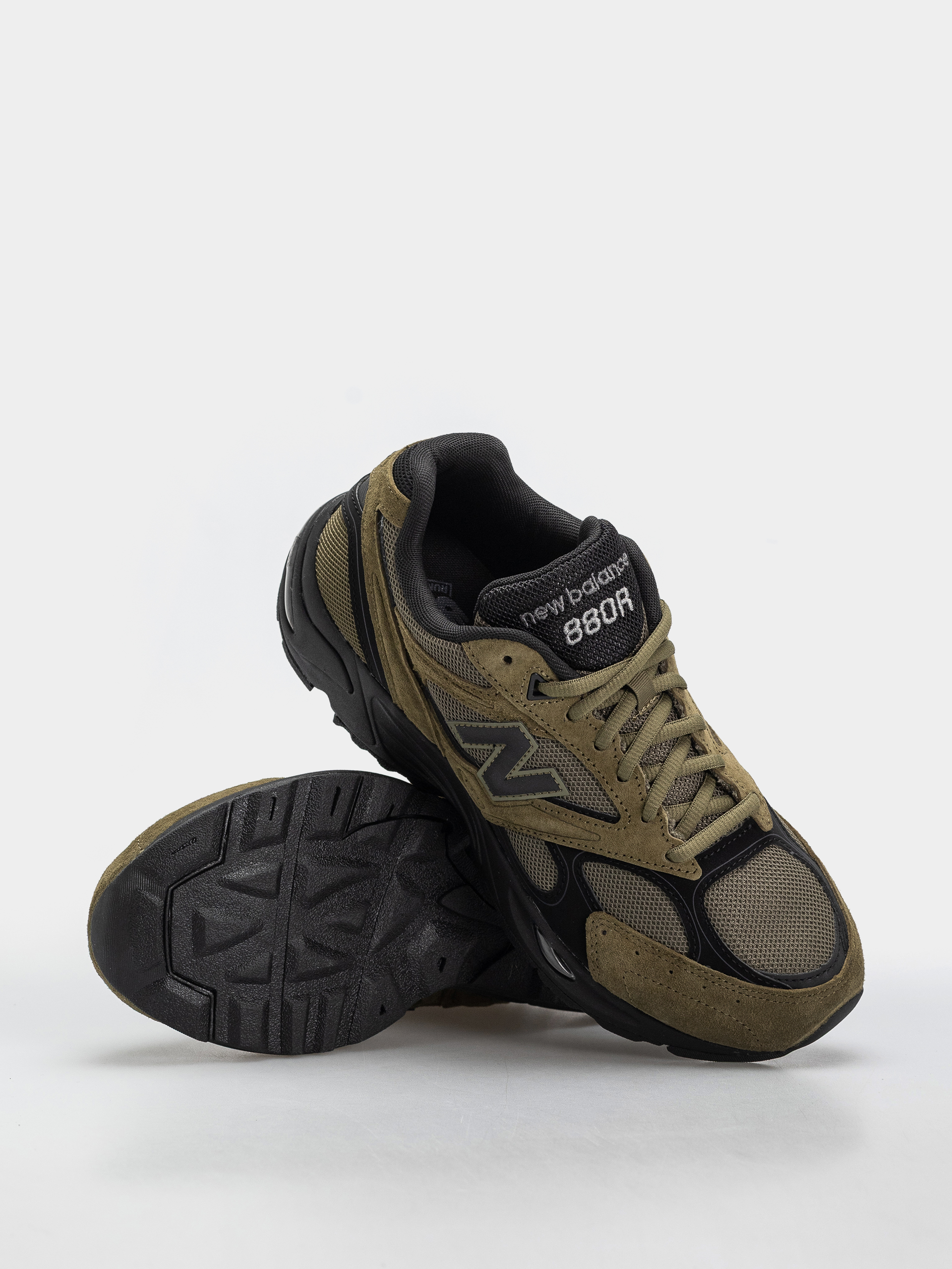 Topánky New Balance 880R (wakame/black)
