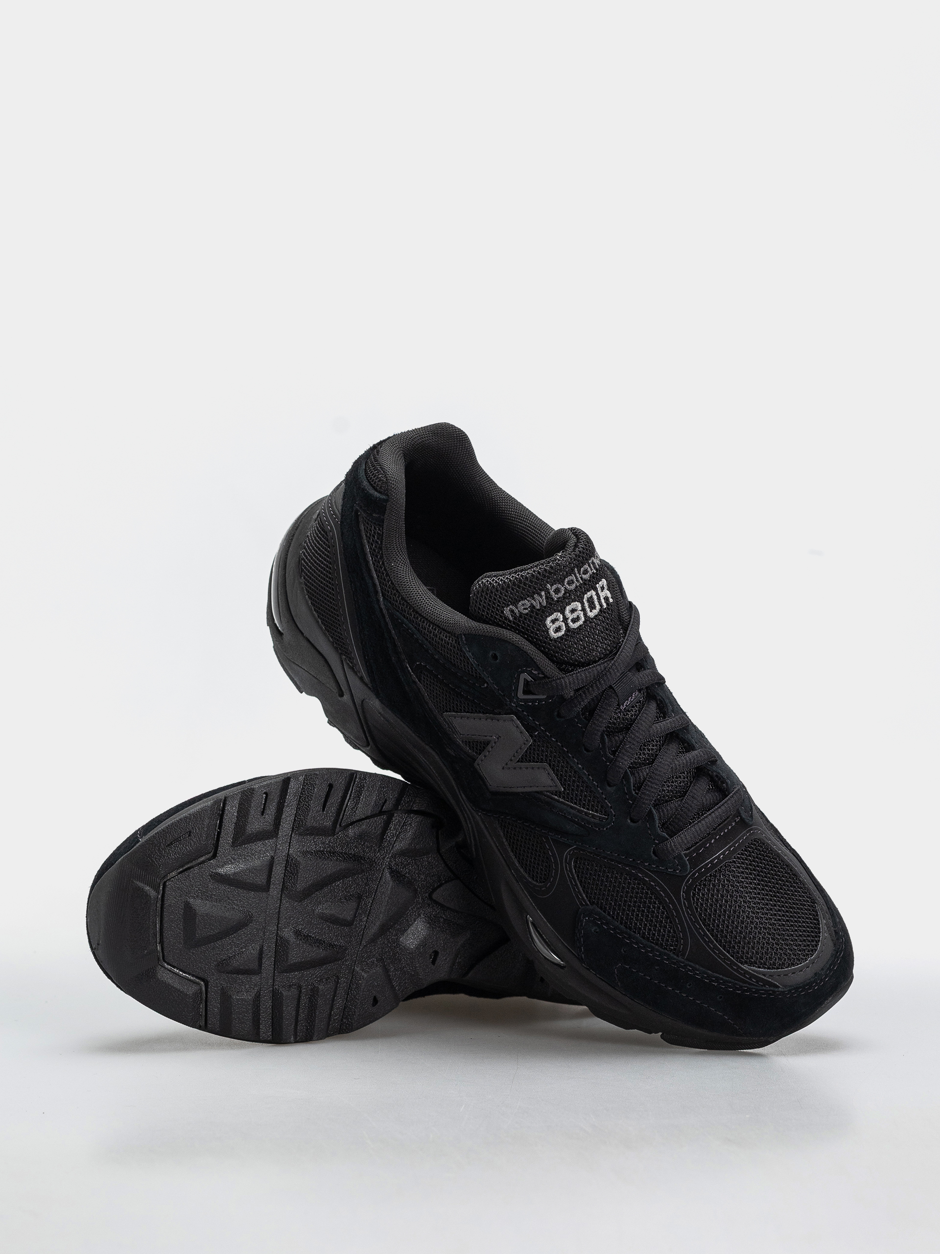 Topánky New Balance 880R (black/black)