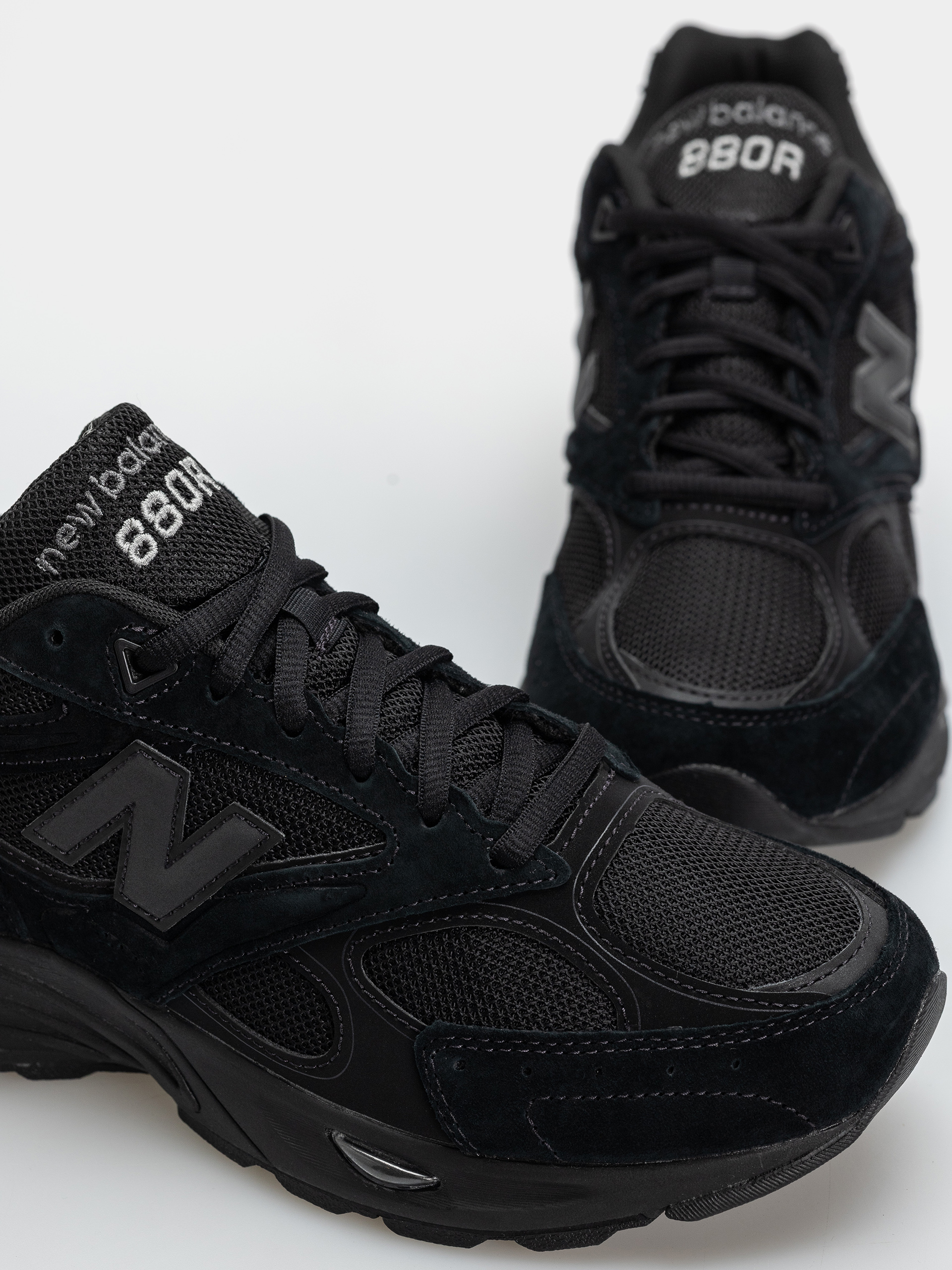 Topánky New Balance 880R (black/black)