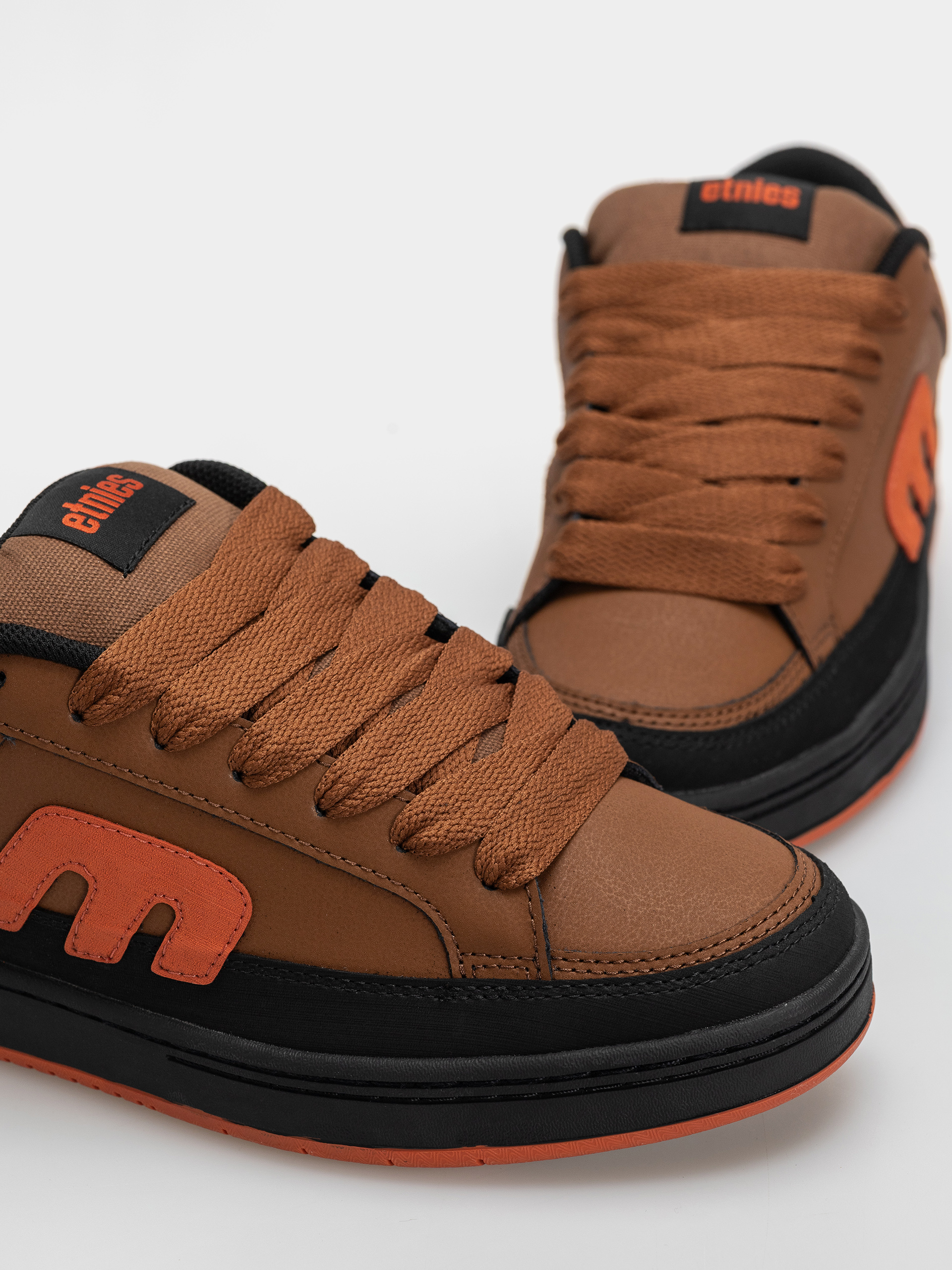 Topánky Etnies Kingpin 2K (black/brown)