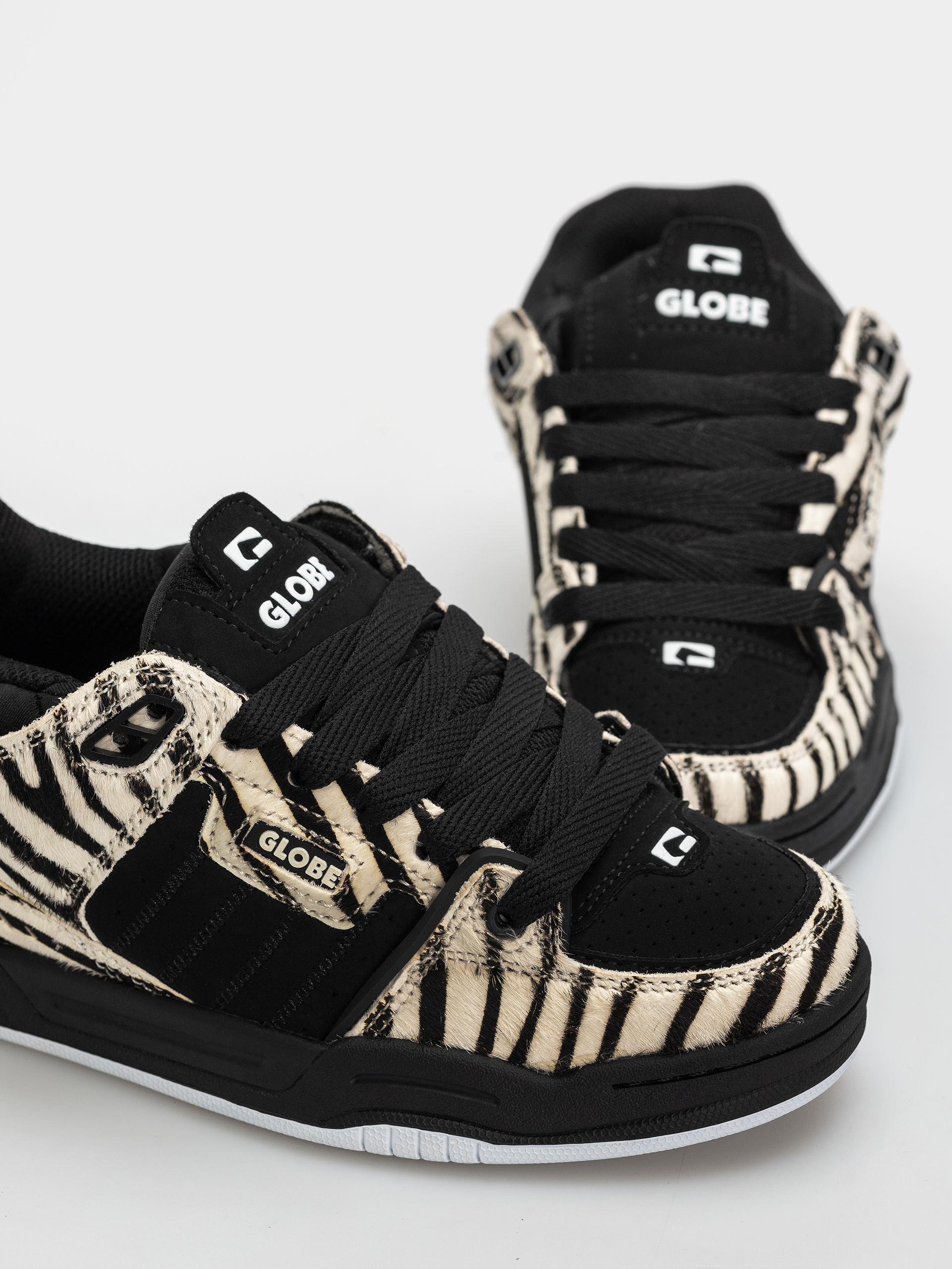 Topánky Globe Fusion (zebra)
