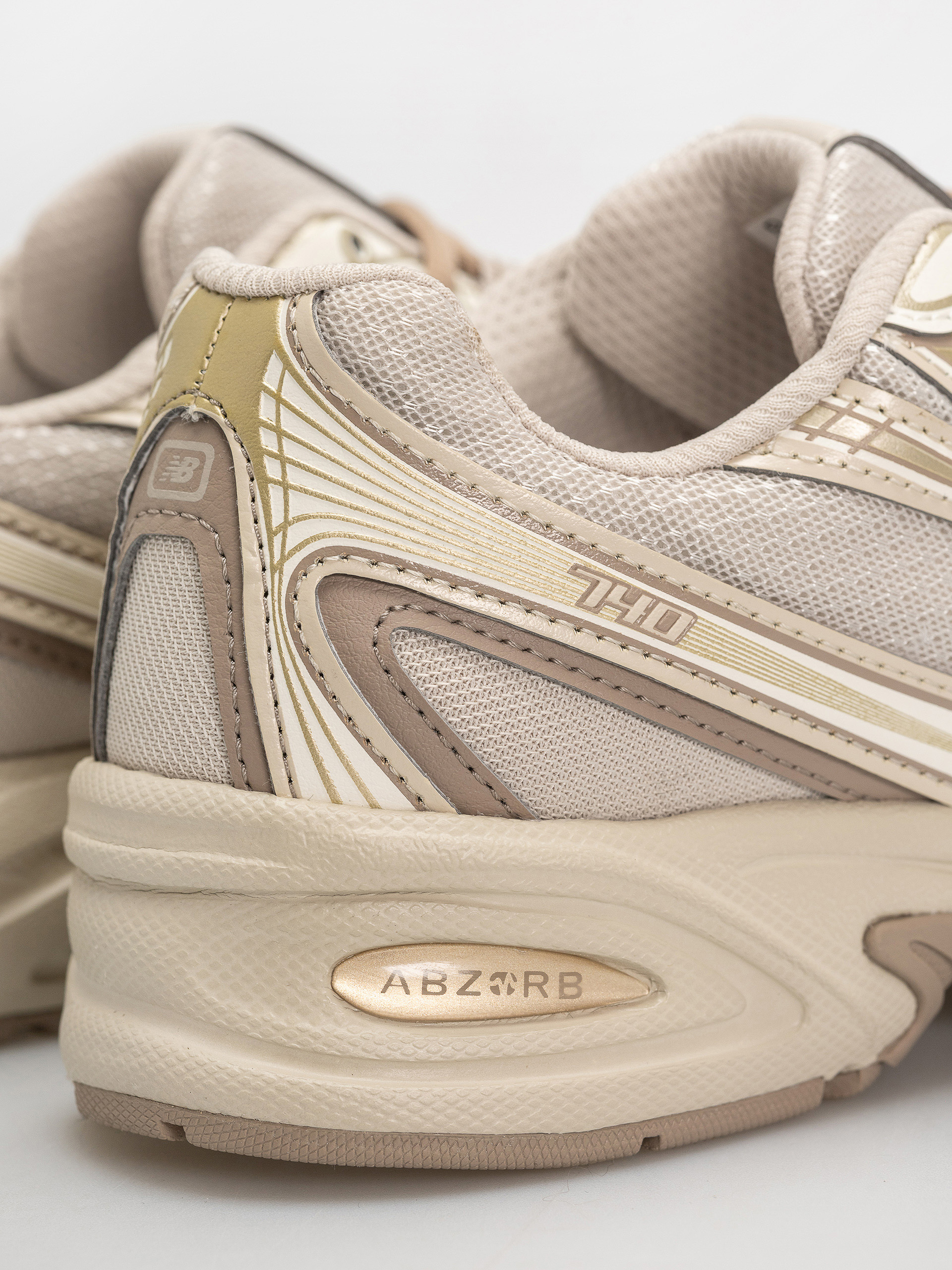 Topánky New Balance 740 (mushroom/timberwolf)