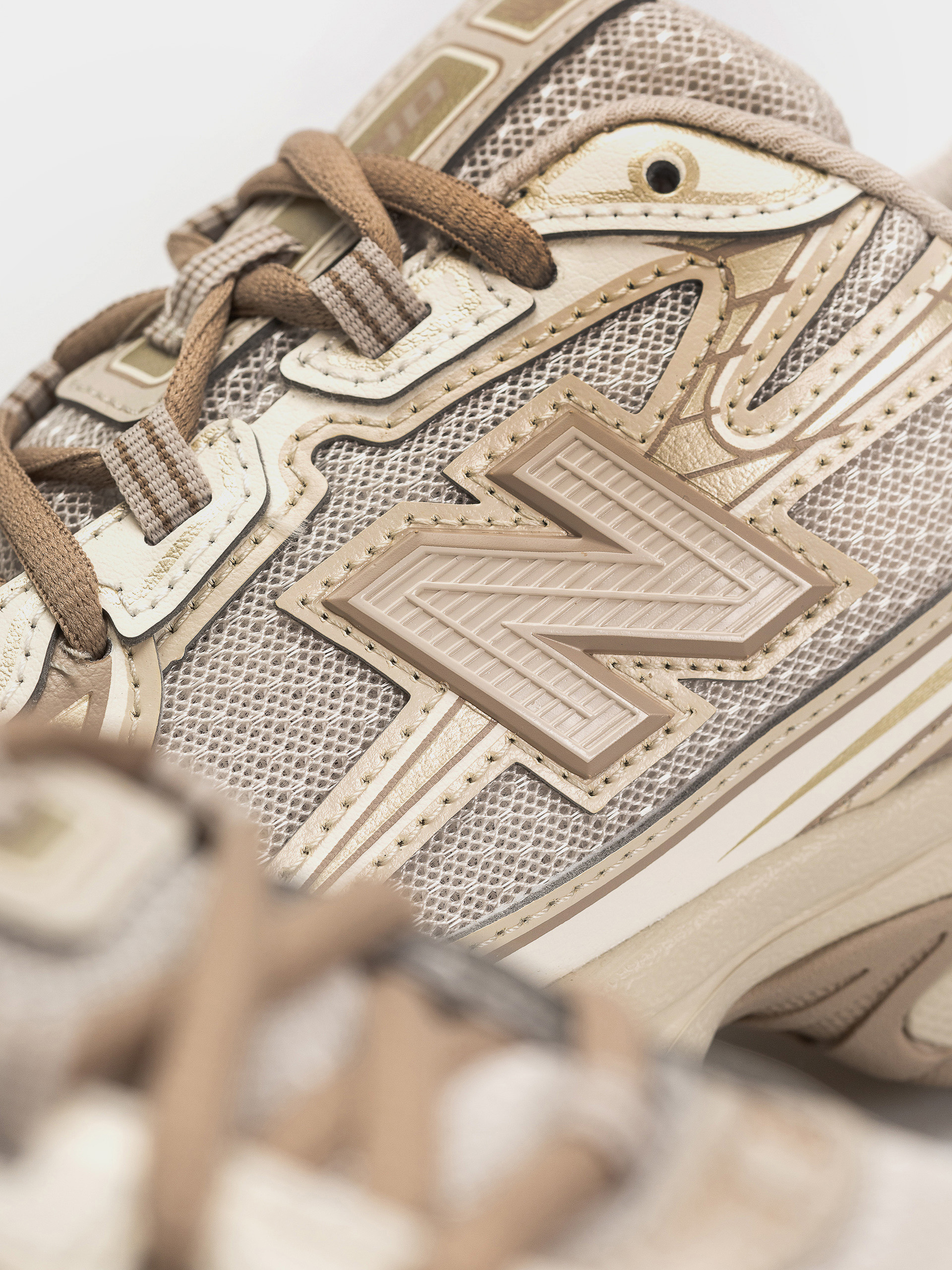 Topánky New Balance 740 (mushroom/timberwolf)