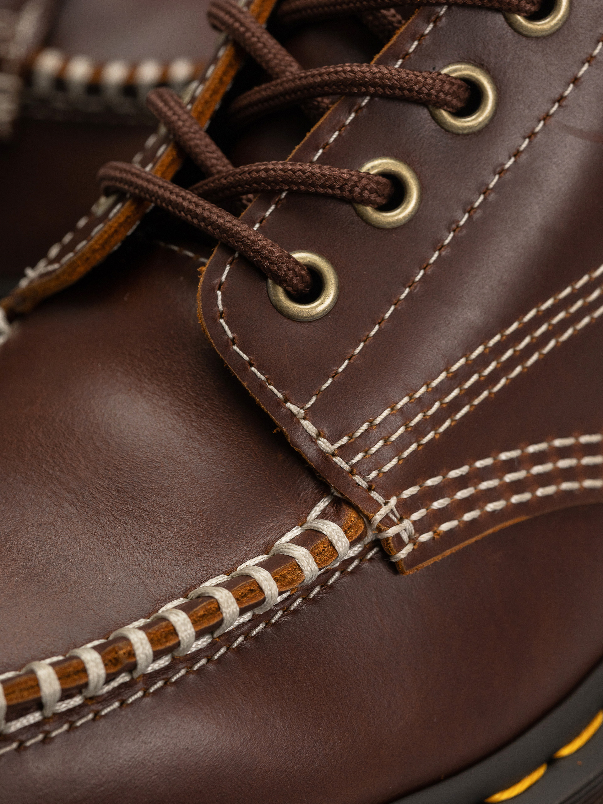 Topánky Dr. Martens Lowell Chukka (butterscotch)
