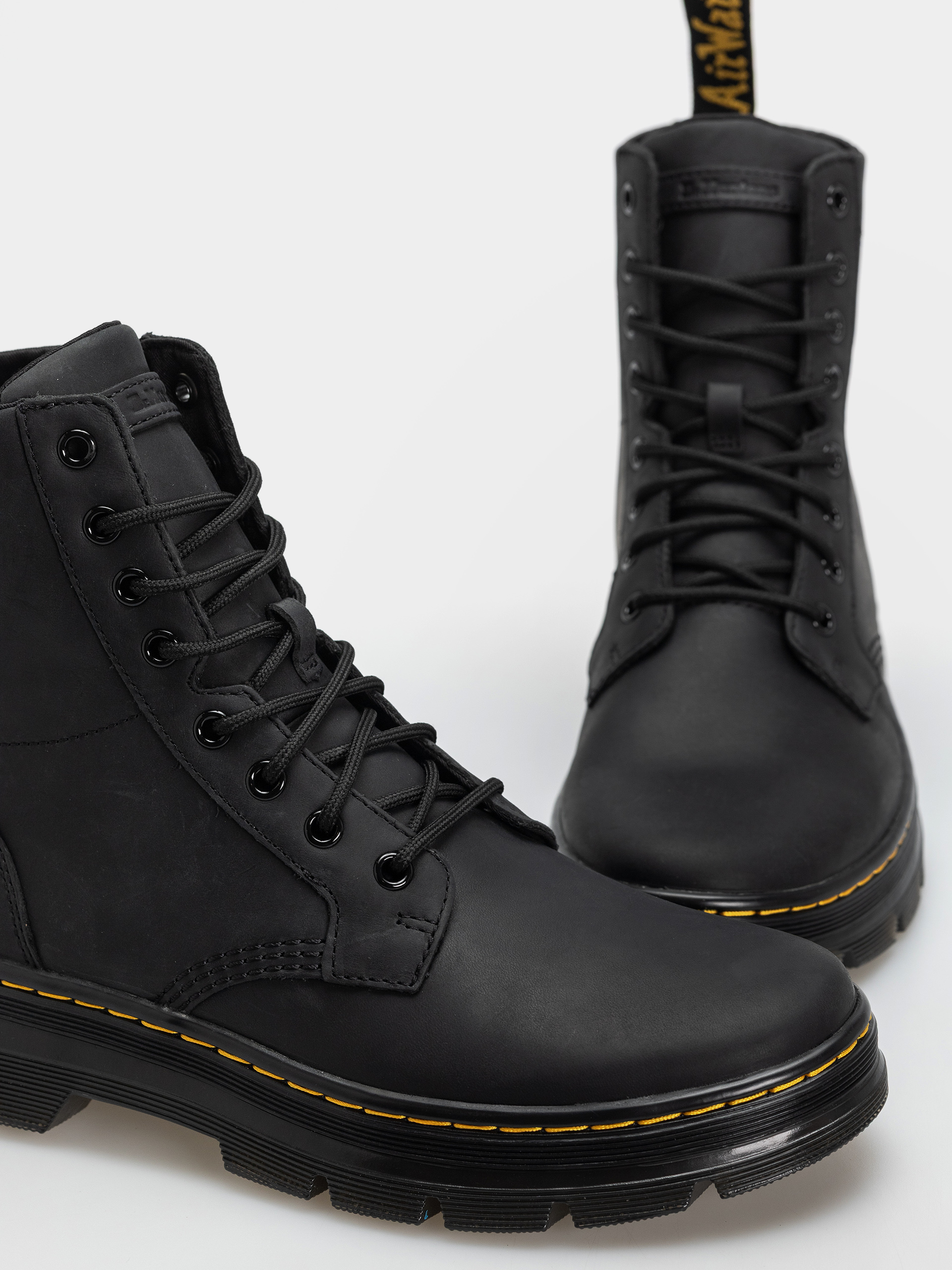 Topánky Dr. Martens Combs Leather (black)