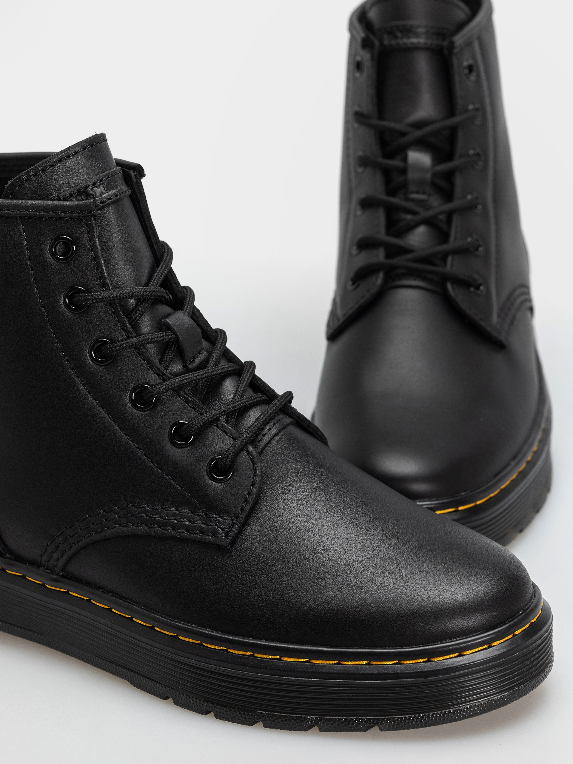 Topánky Dr. Martens Brookline Chukka (black)