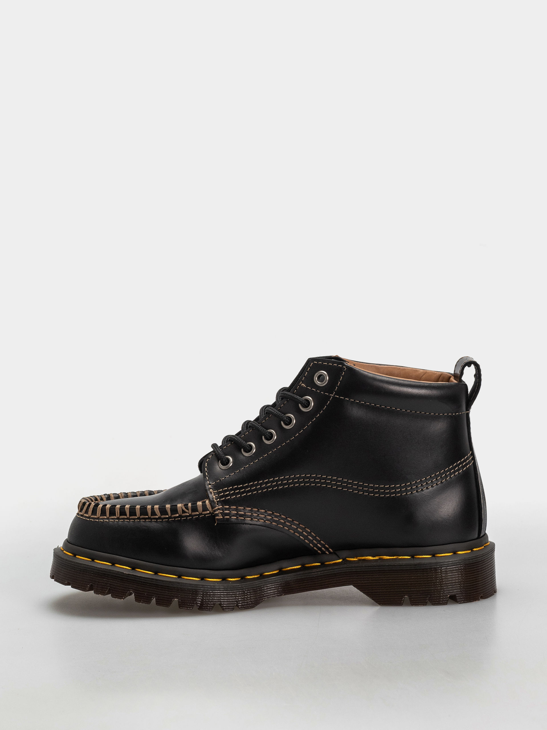 Topánky Dr. Martens Lowell Chukka (black )