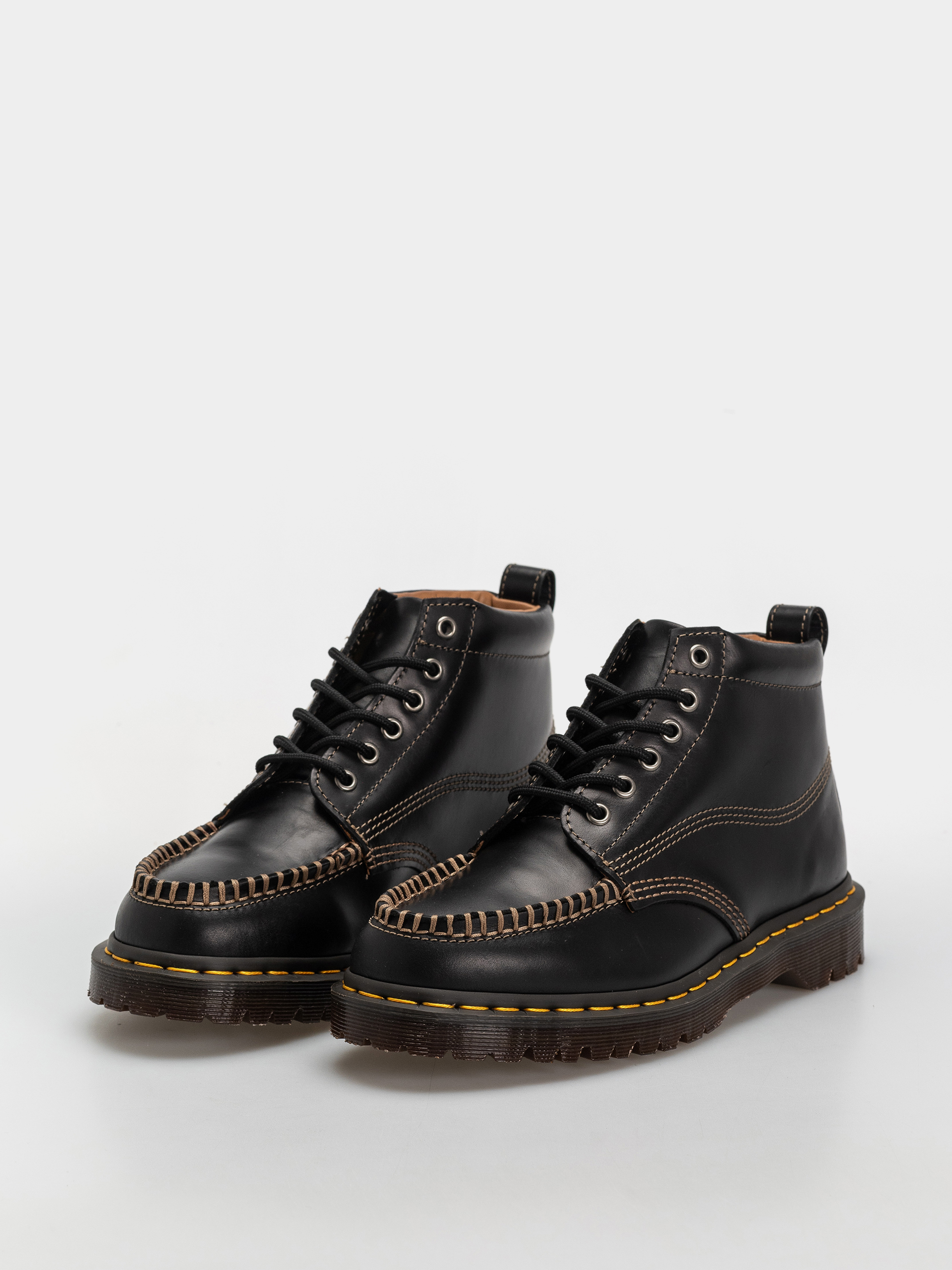 Topánky Dr. Martens Lowell Chukka (black )