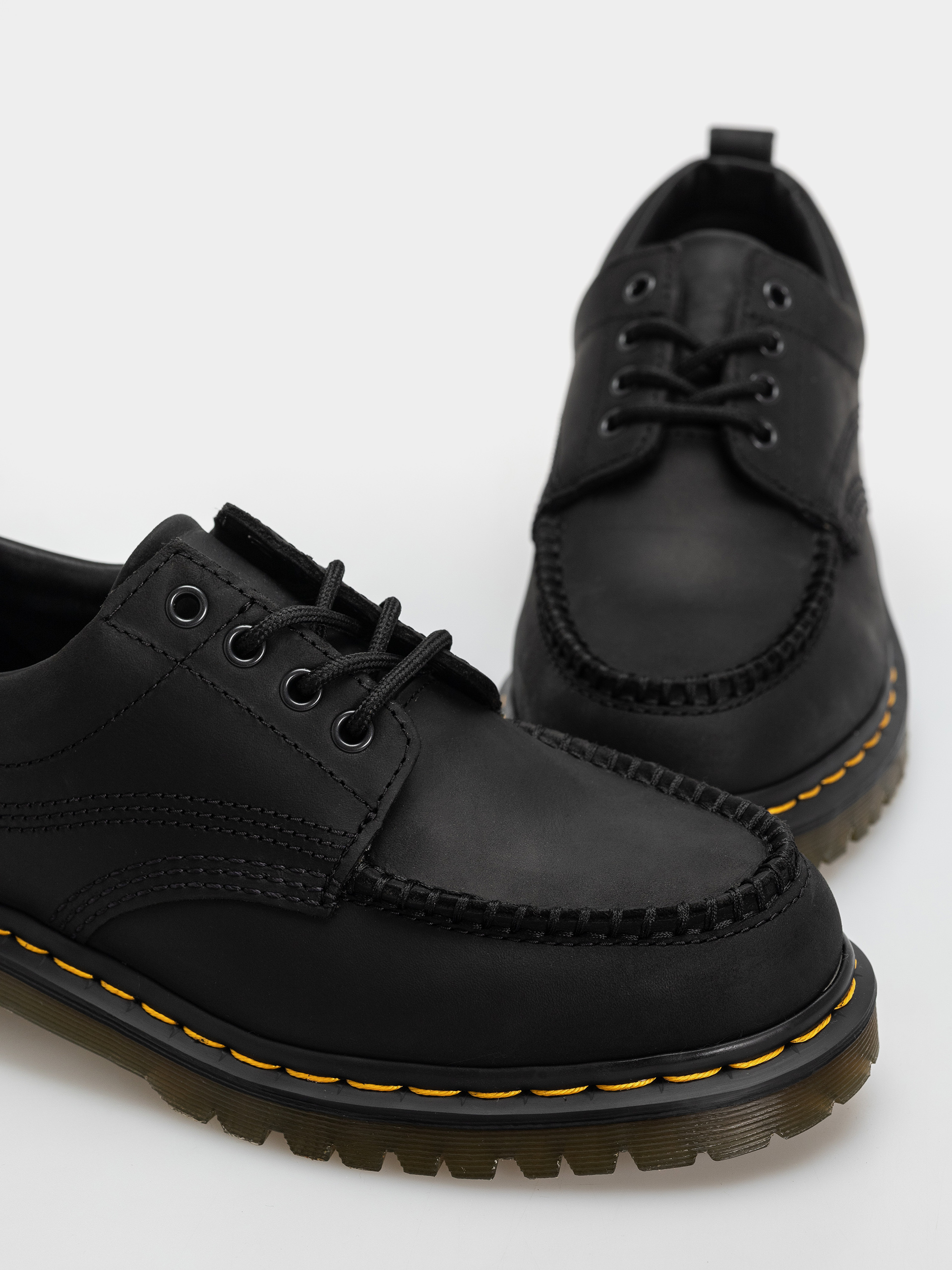 Topánky Dr. Martens Lowell (black)