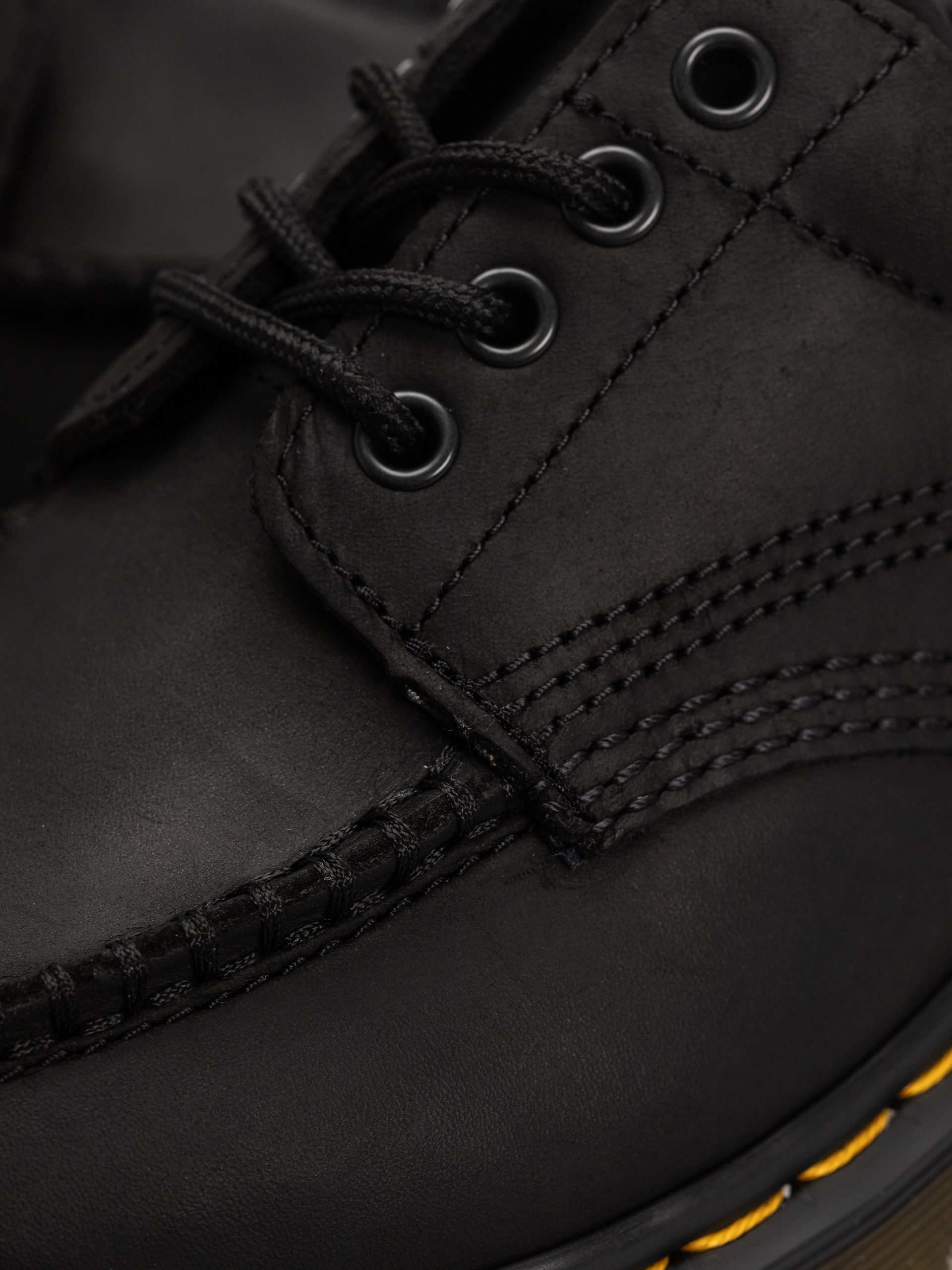 Topánky Dr. Martens Lowell (black)