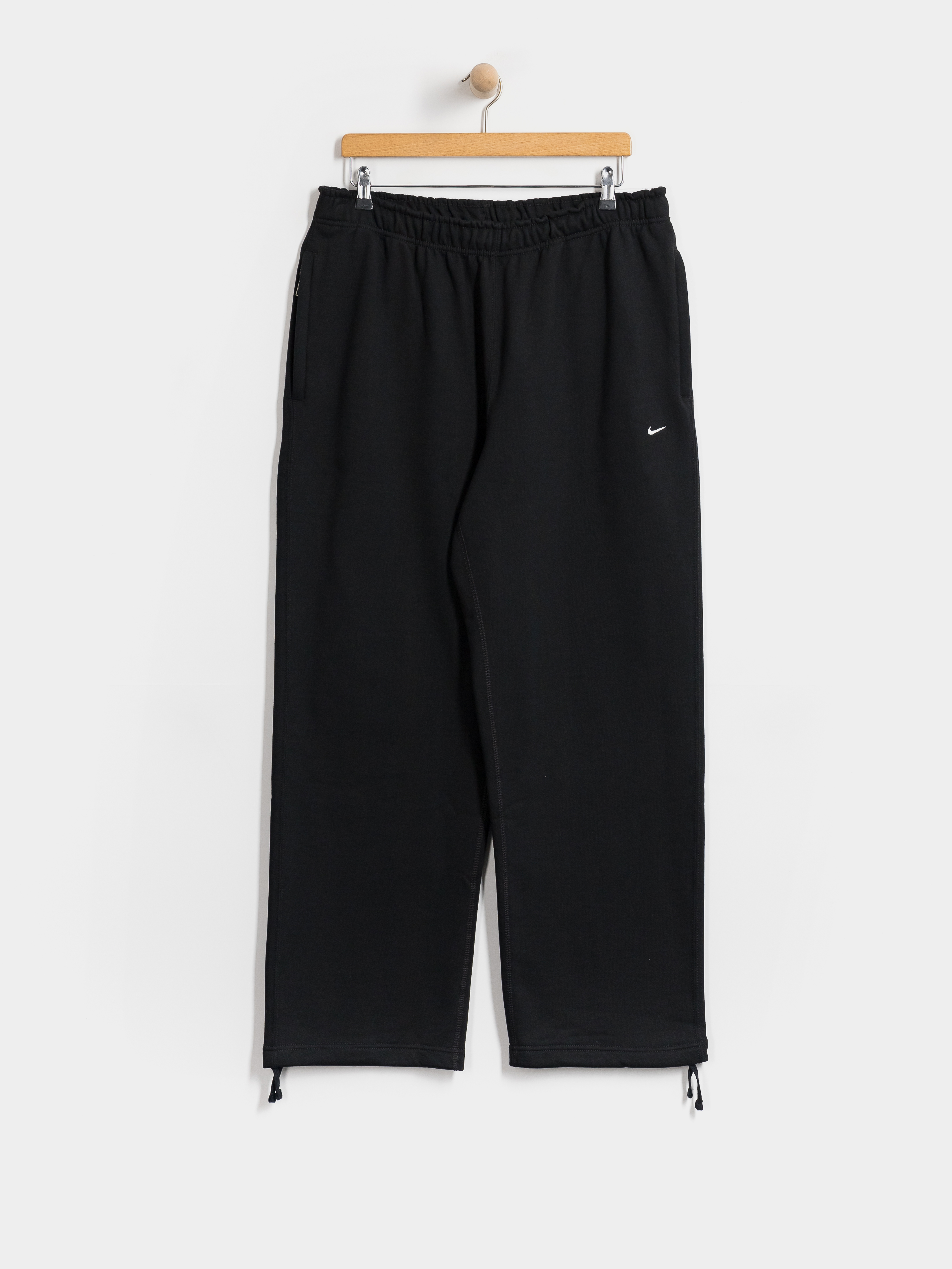 Nohavice Nike SB Solo Swoosh Loose (black/black/white)