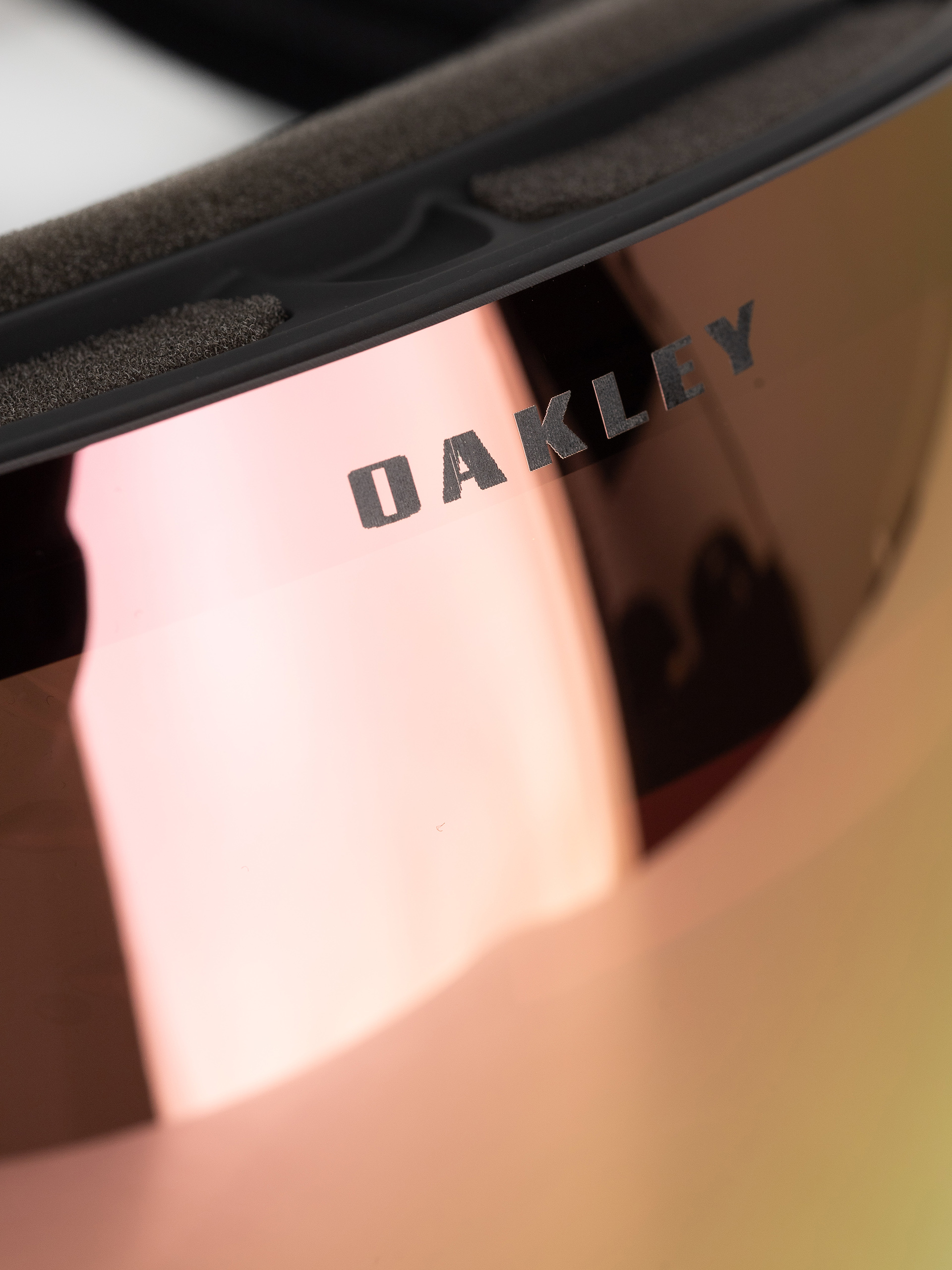 Snowboardové okuliare Oakley Flight Deck M (black/prizm snow rose gold iridium)