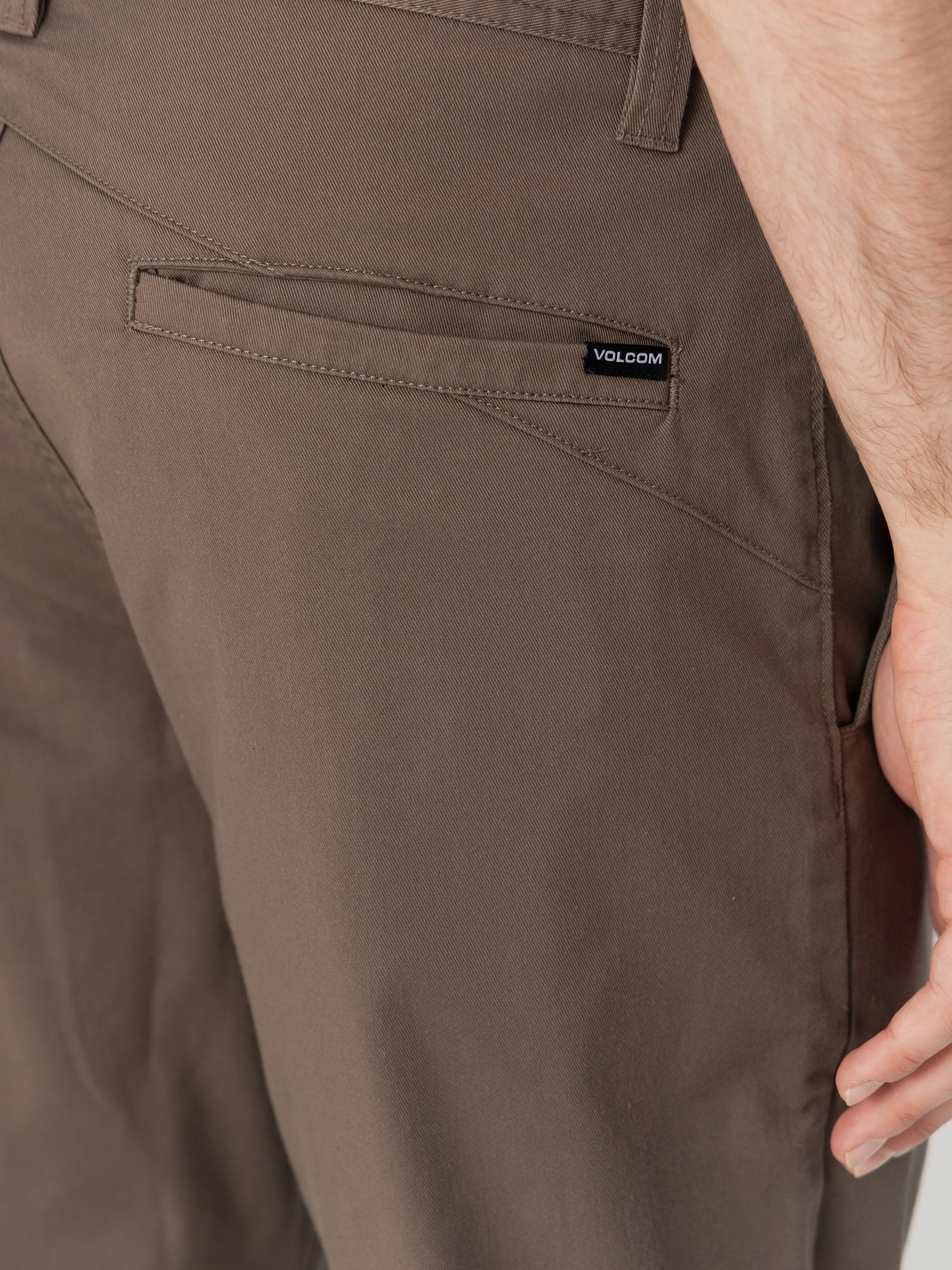 Nohavice Volcom Frickin Modern Stret (mushroom)
