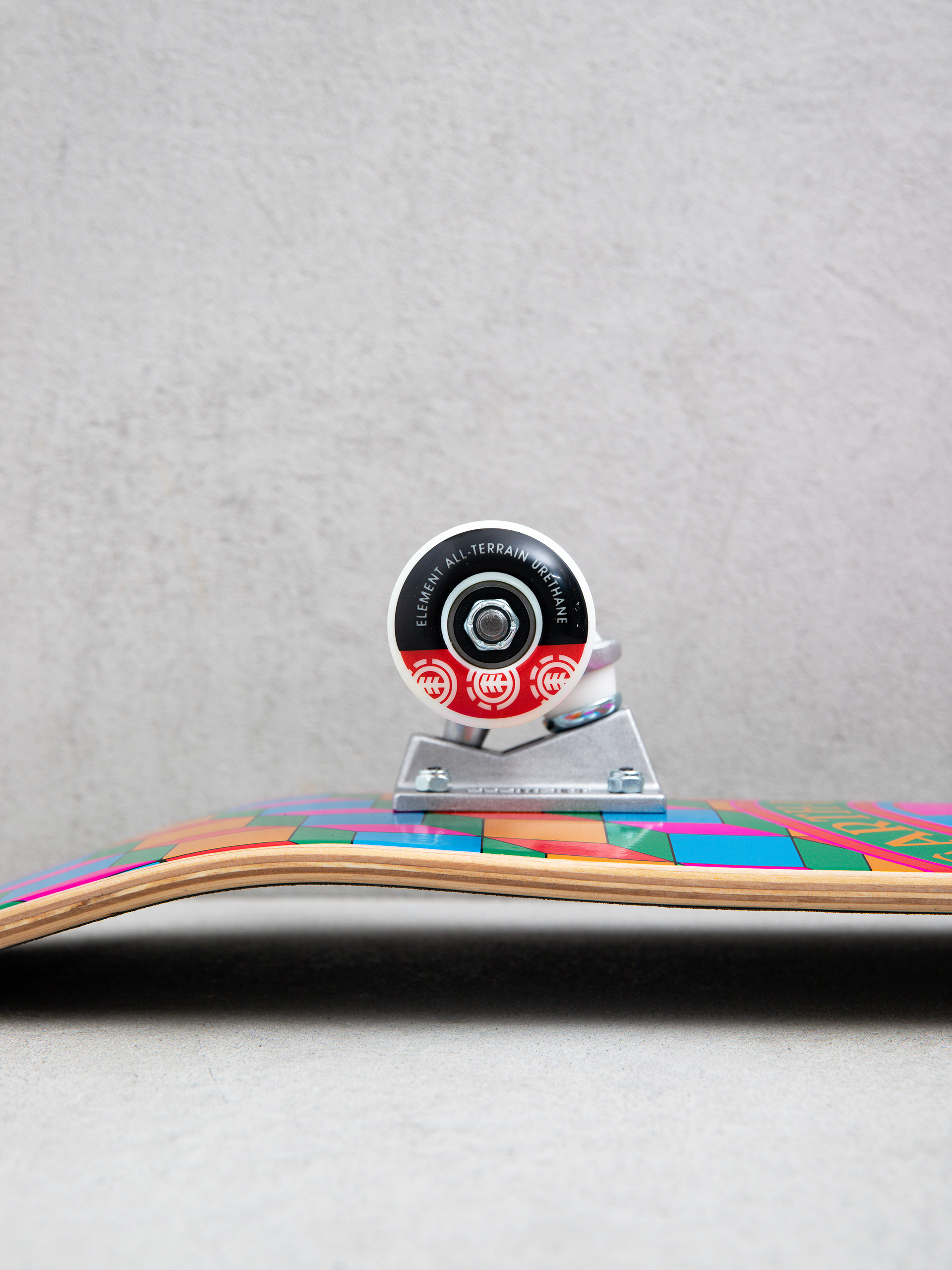 Skateboard Element Geometric