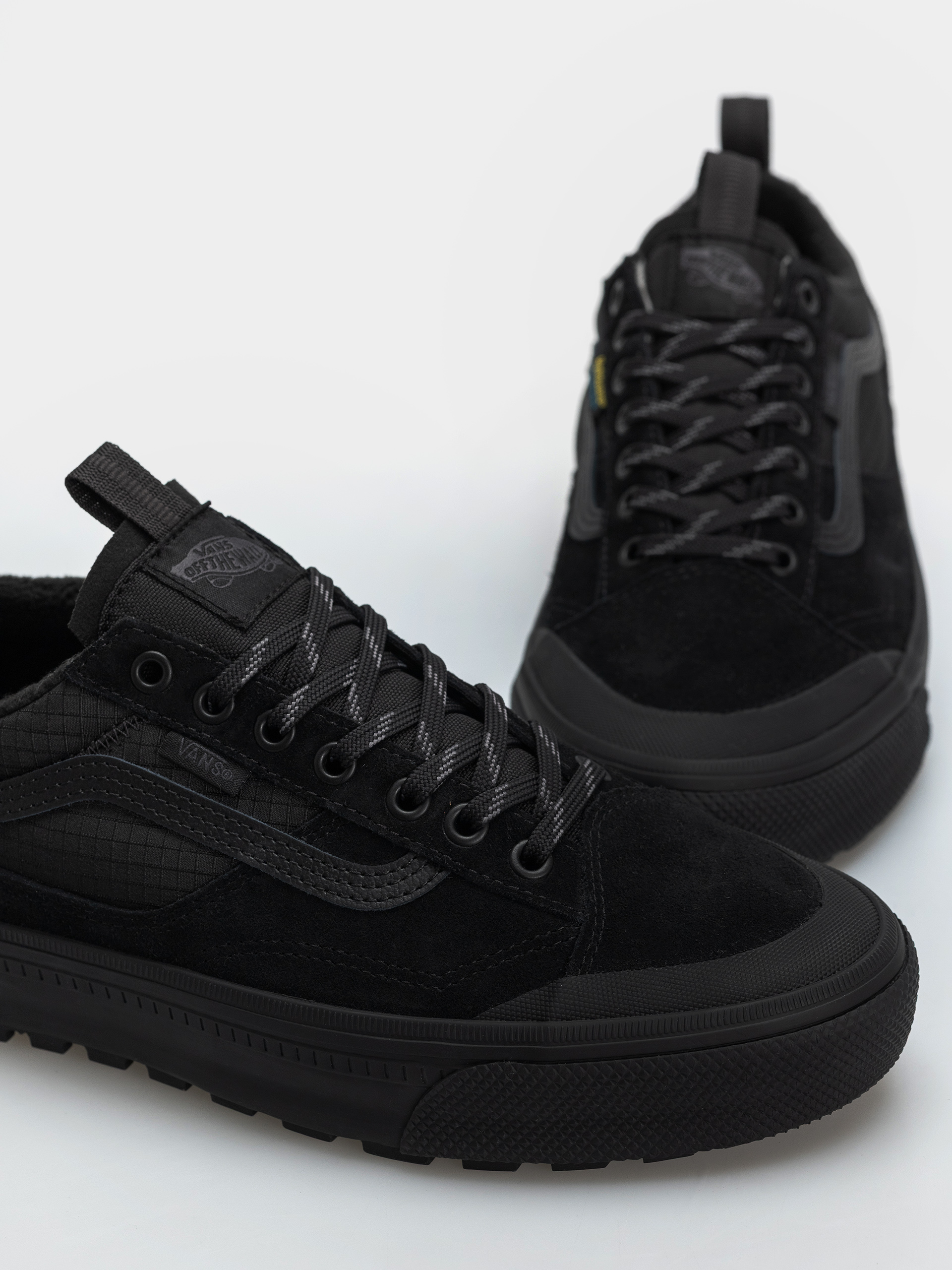Topánky Vans Old Skool Waterproof Insulated Mte (black/black/gry)
