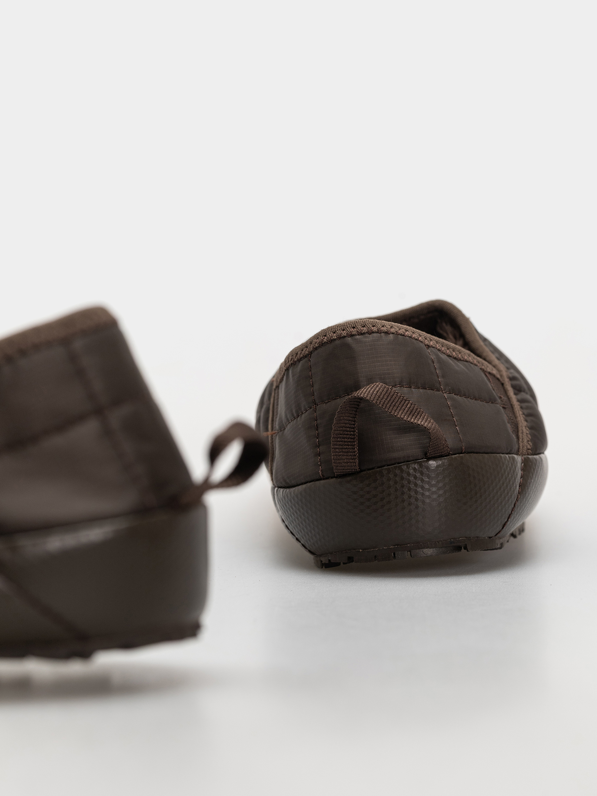 Topánky The North Face Thermoball Traction Mule V Wmn (dark chestnut/dark chestnut)