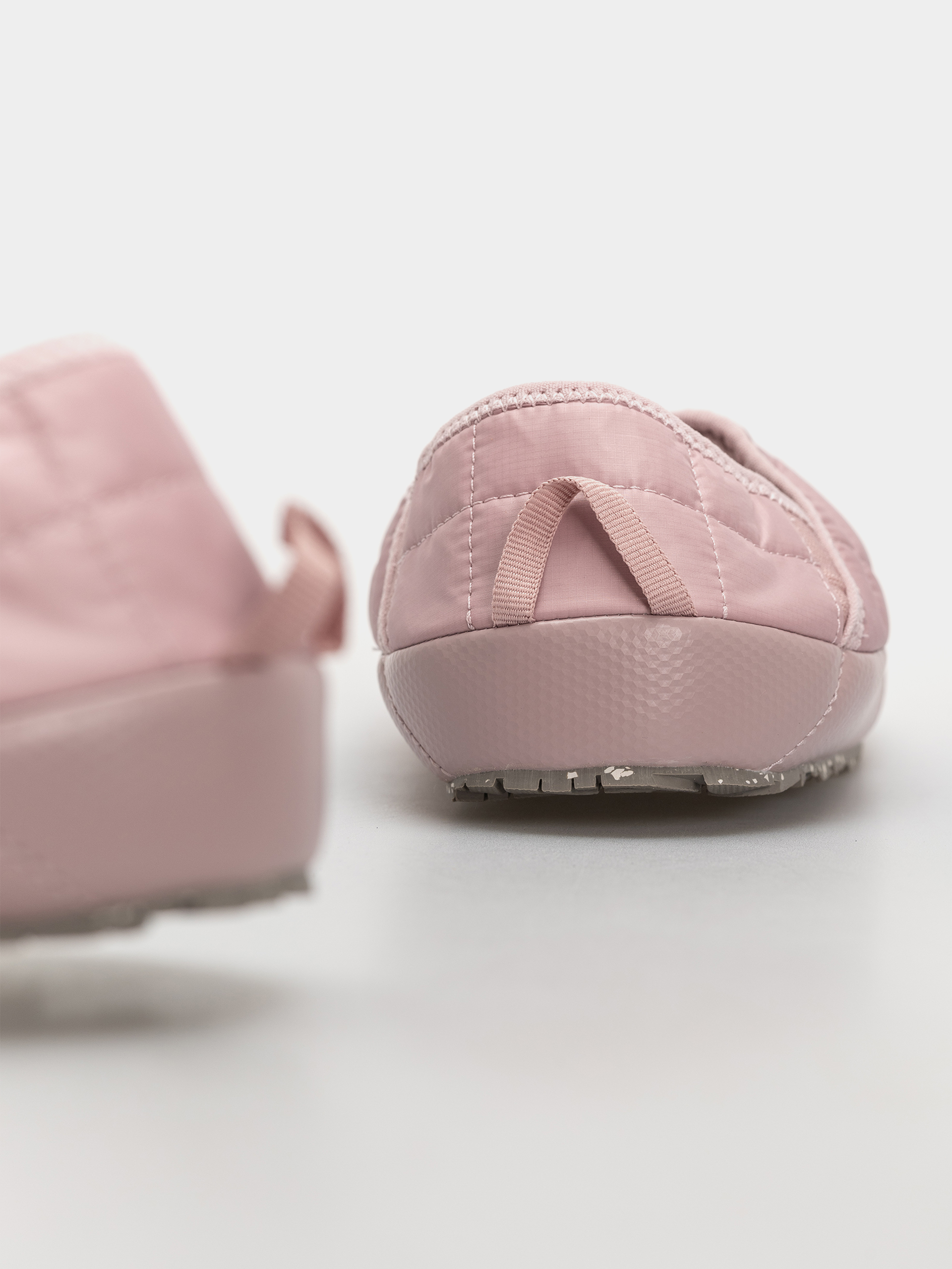 Topánky The North Face Thermoball Traction Mule V Wmn (metal pink/stone slab)