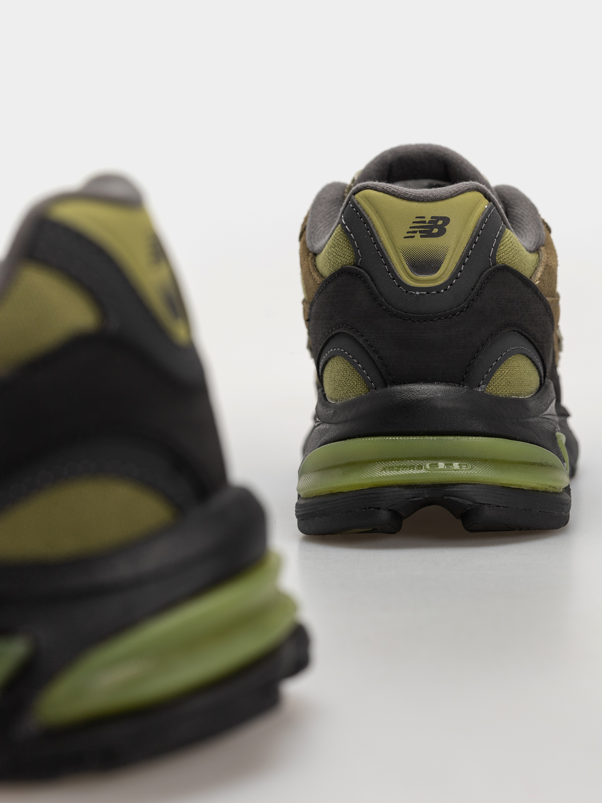 Topánky New Balance 2010 (wakame/black)
