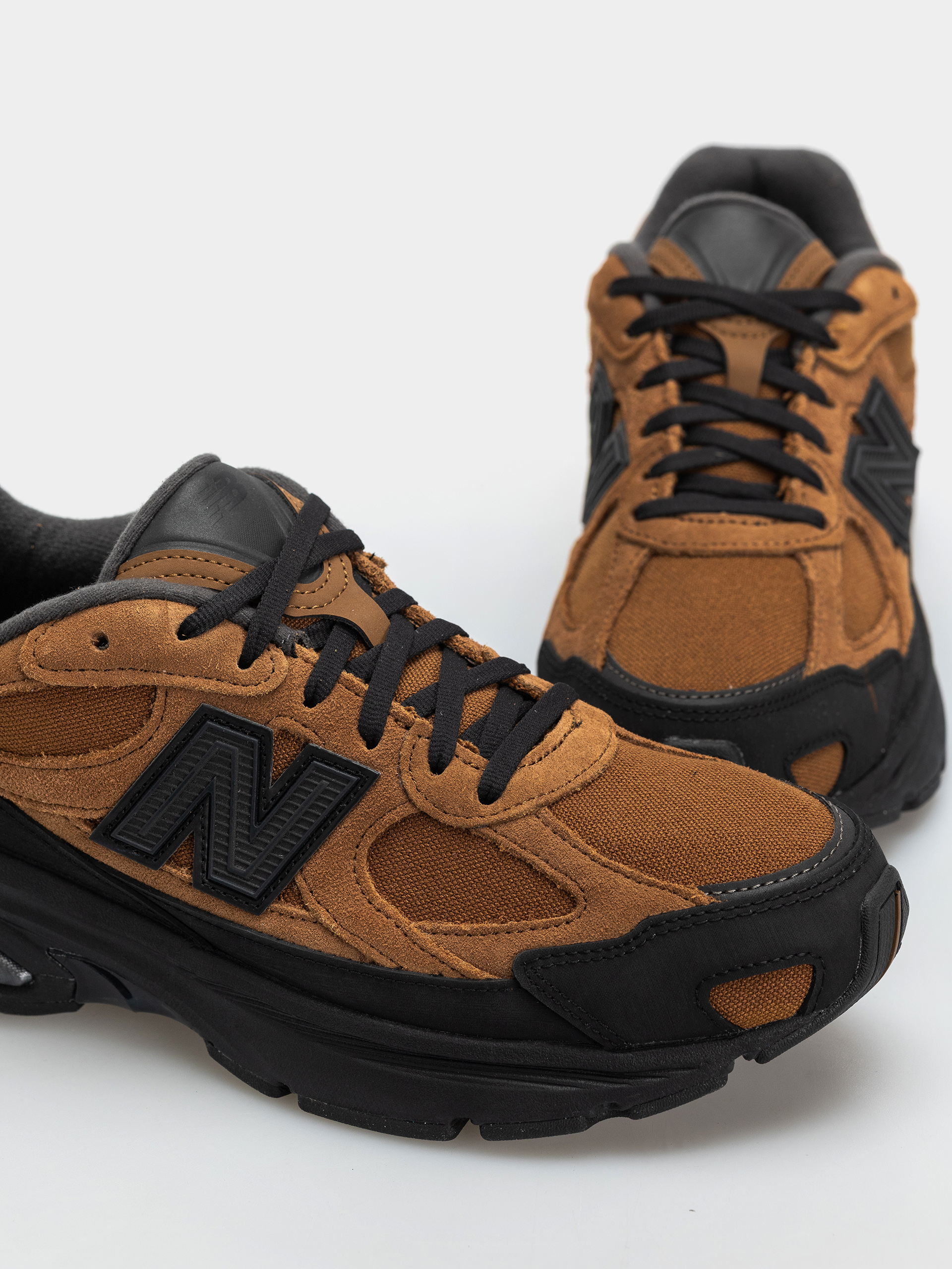Topánky New Balance 2010 (breakfast tea/black)