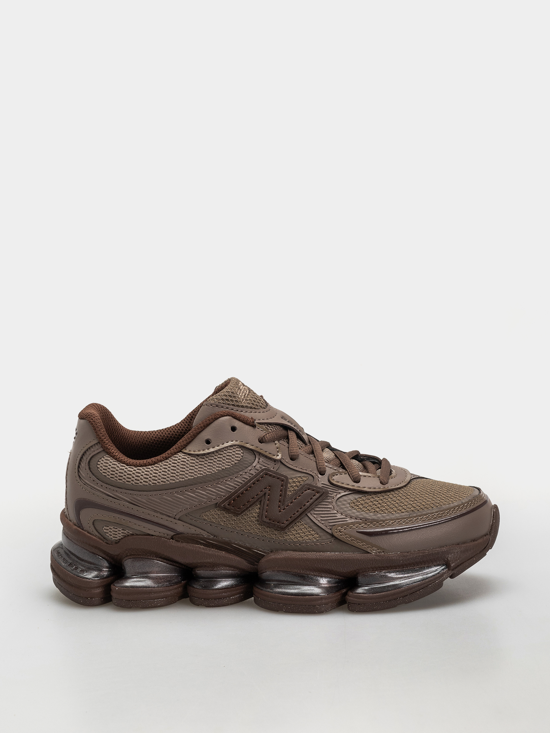 Topánky New Balance 2000 (thunder brown/pumpernickel)