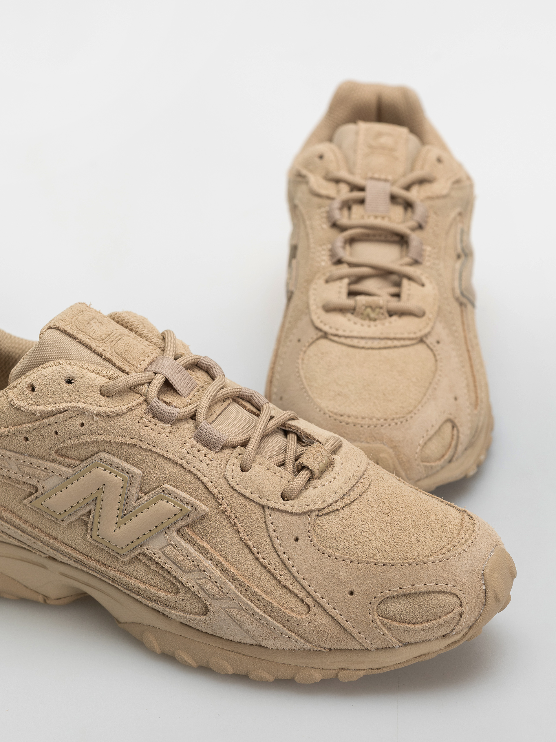 Topánky New Balance 204L (incense/incense)
