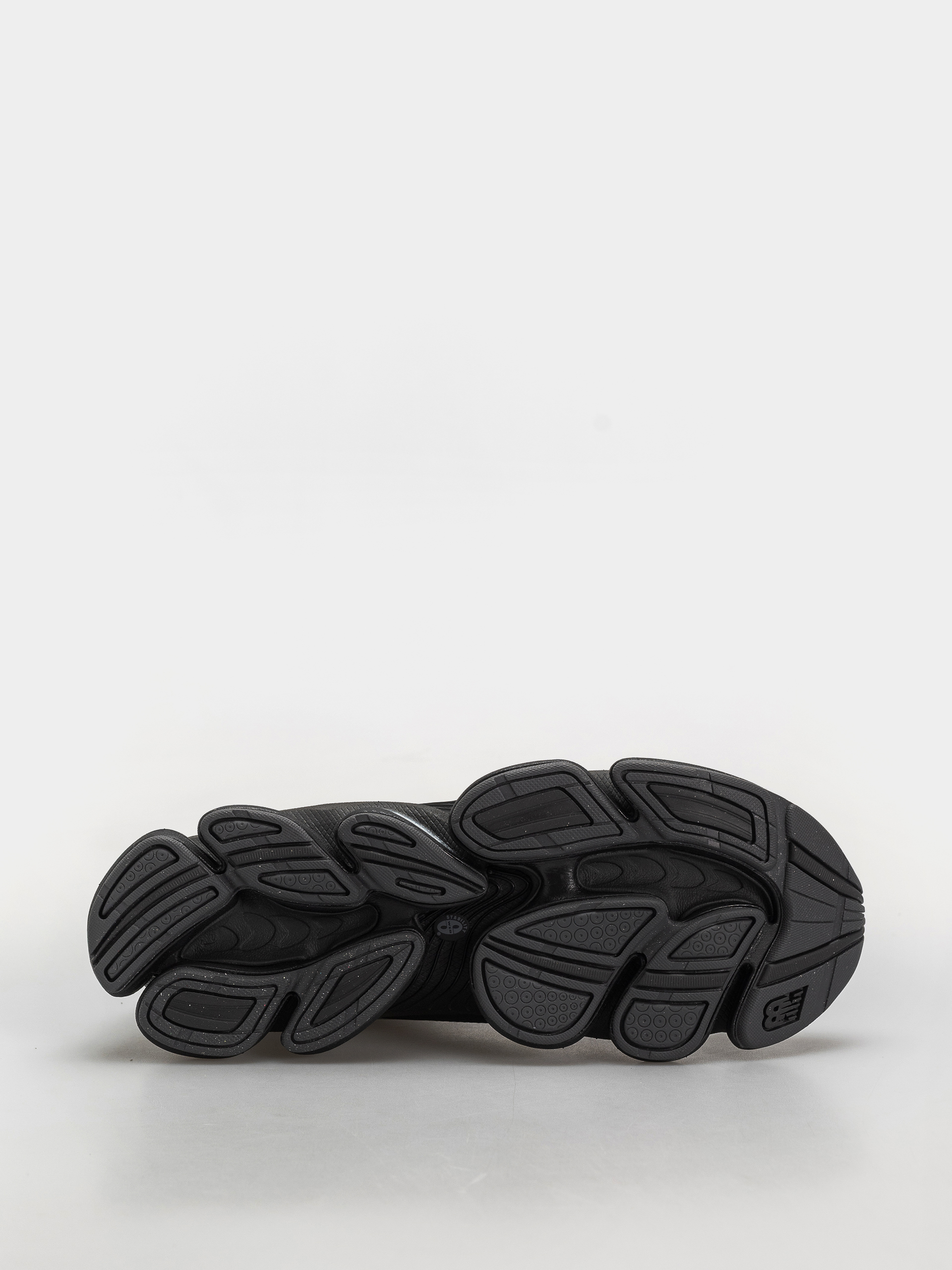 Topánky New Balance 2000 (black/black cement/magnet)