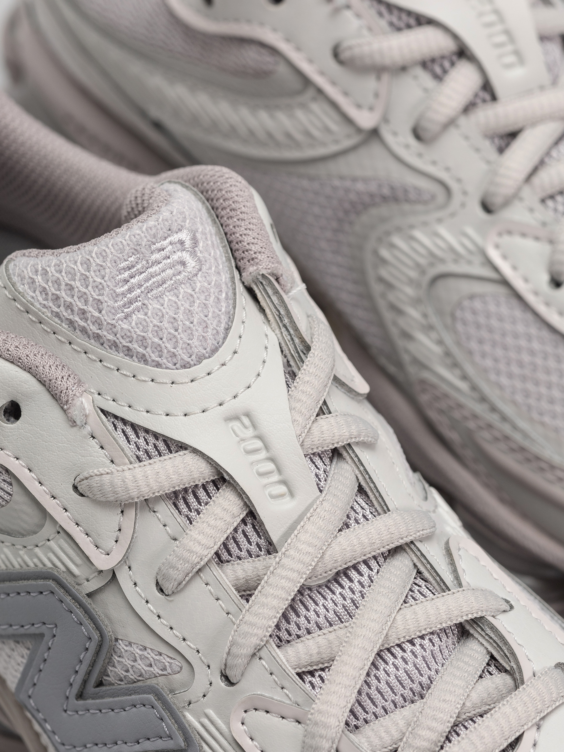 Topánky New Balance 2000 (horizon grey/truffle salt)