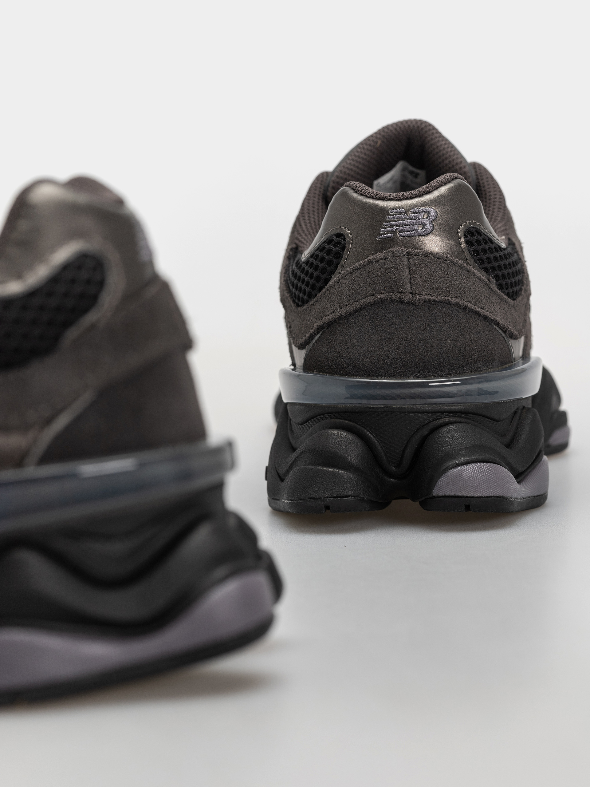 Topánky New Balance 9060 (black/neptune grey)