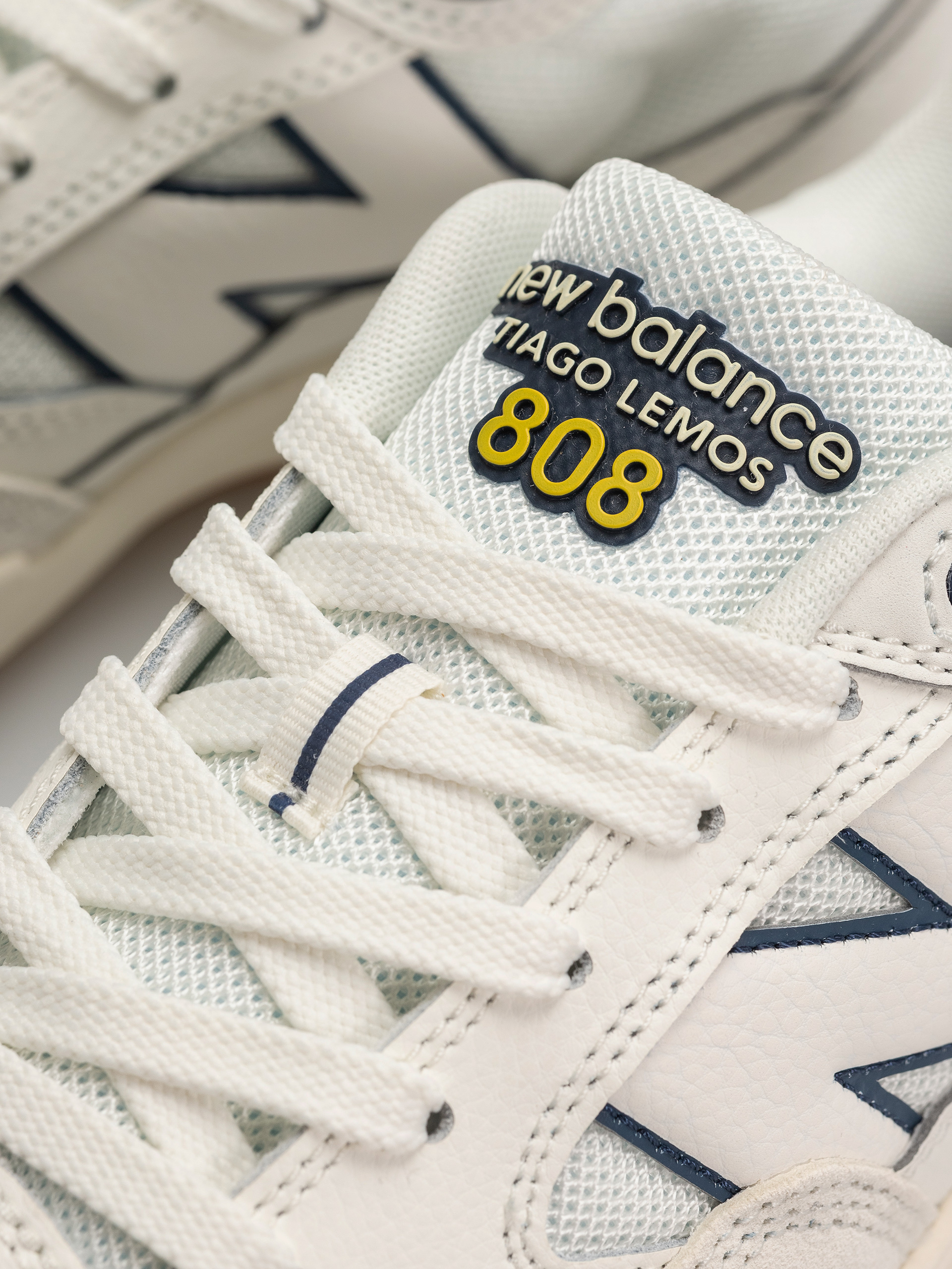 Topánky New Balance 808 (sea salt/navy)