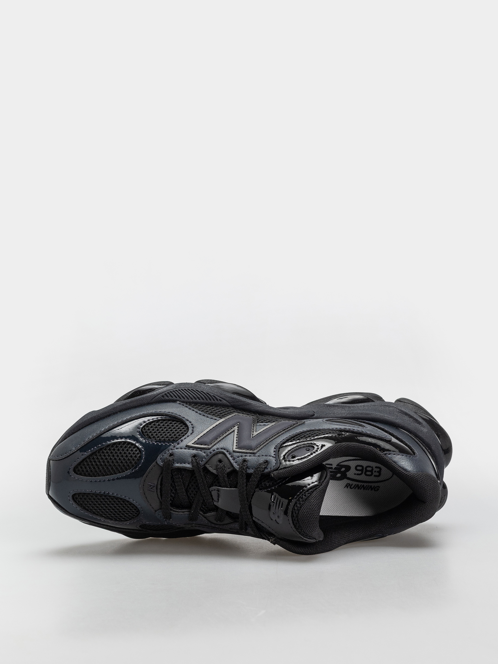 Topánky New Balance 983 (black/dark night)