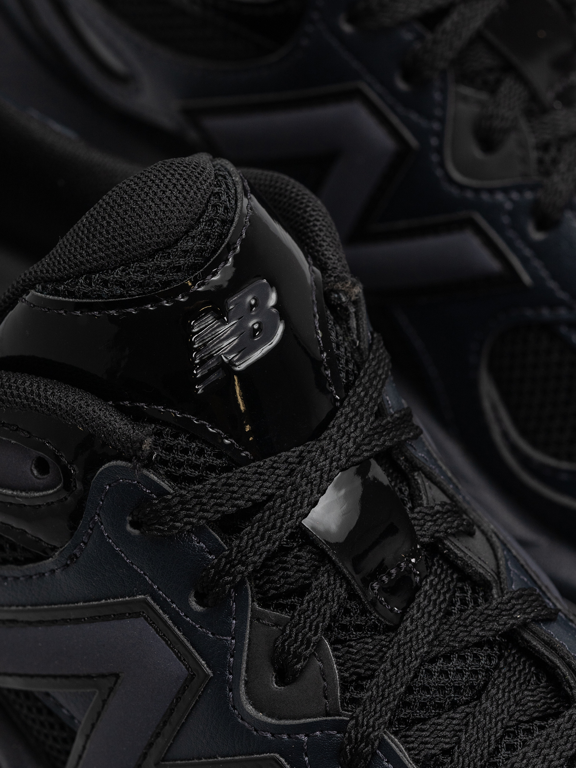 Topánky New Balance 983 (black/dark night)