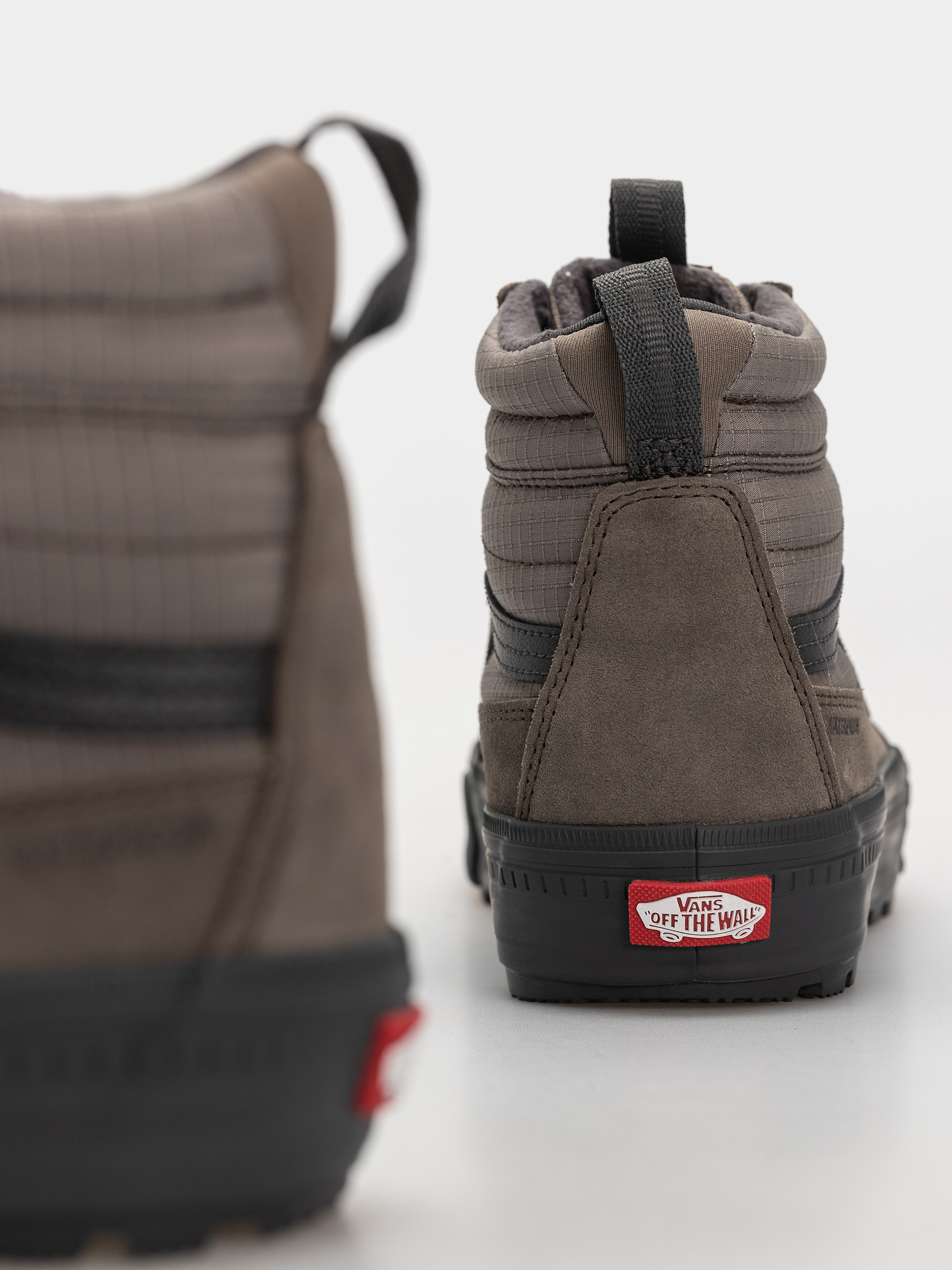 Topánky Vans Sk8 Hi Waterproof Insulated Mte (bungee cord)