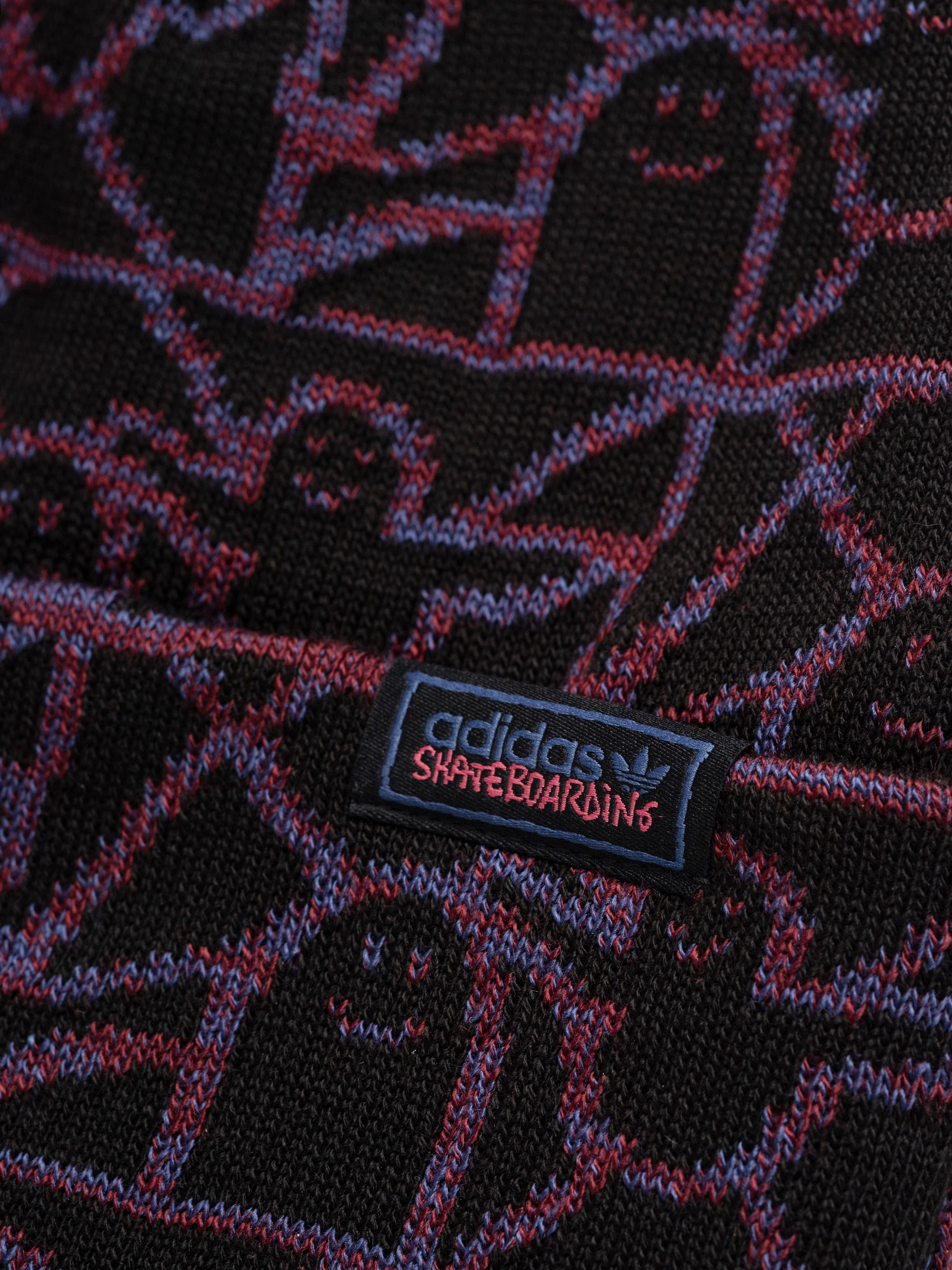 Čiapka adidas Gonz (black/mutprp/shared)