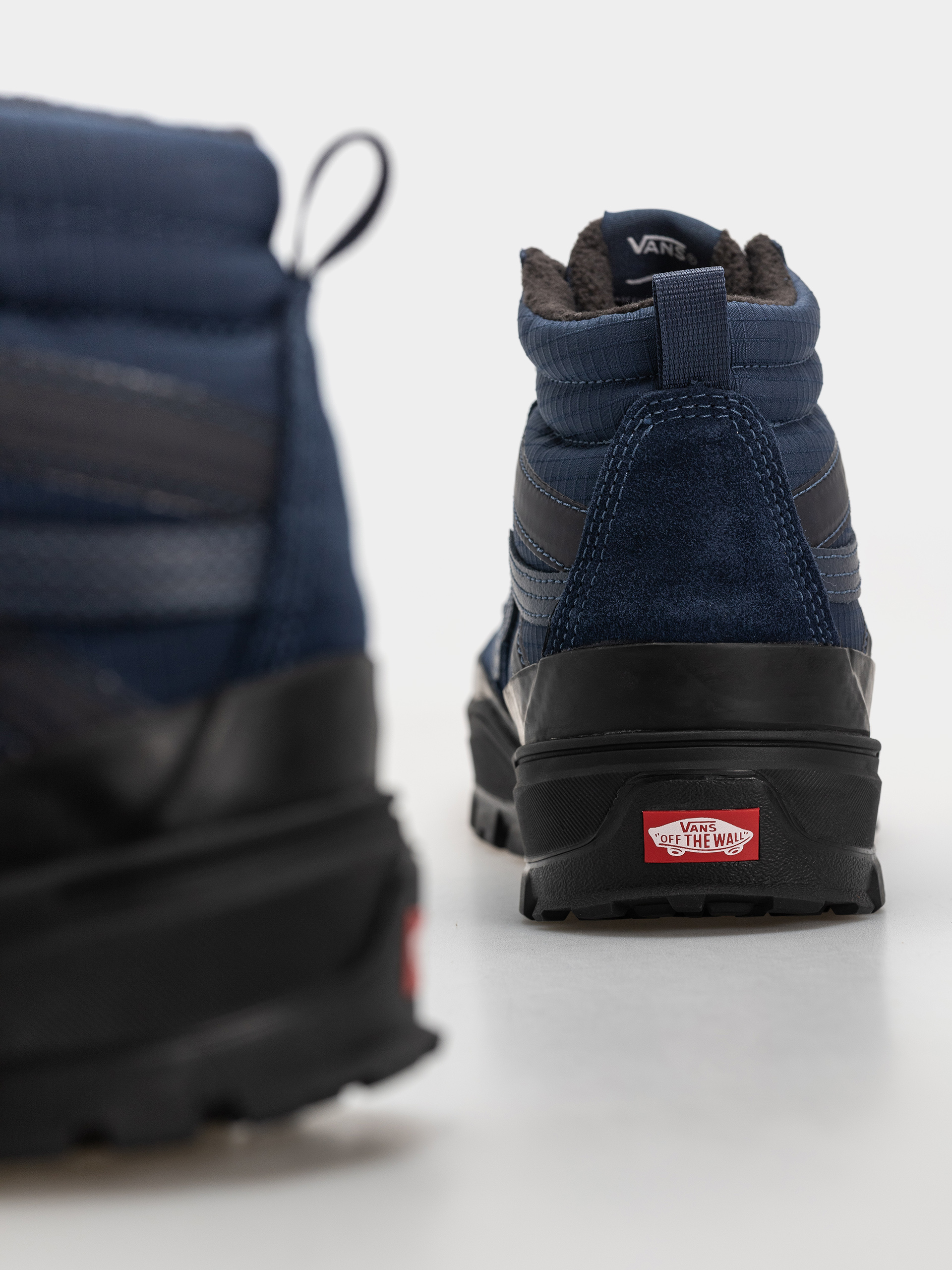 Topánky Vans Sk8 Hi Gore Tex Insulated Mte (true navy)