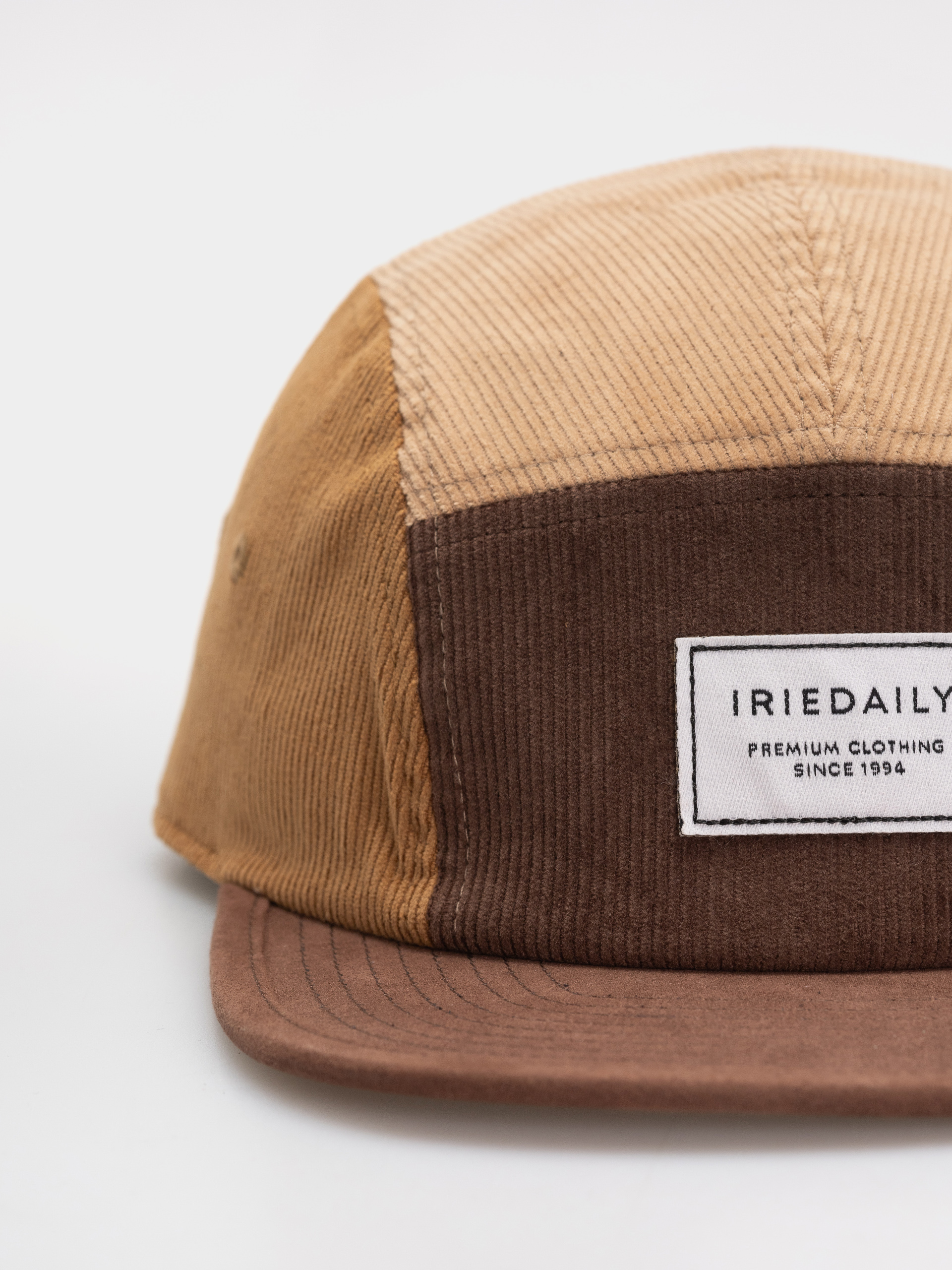 Šiltovka Iriedaily Corvin 5 Panel (mocca)