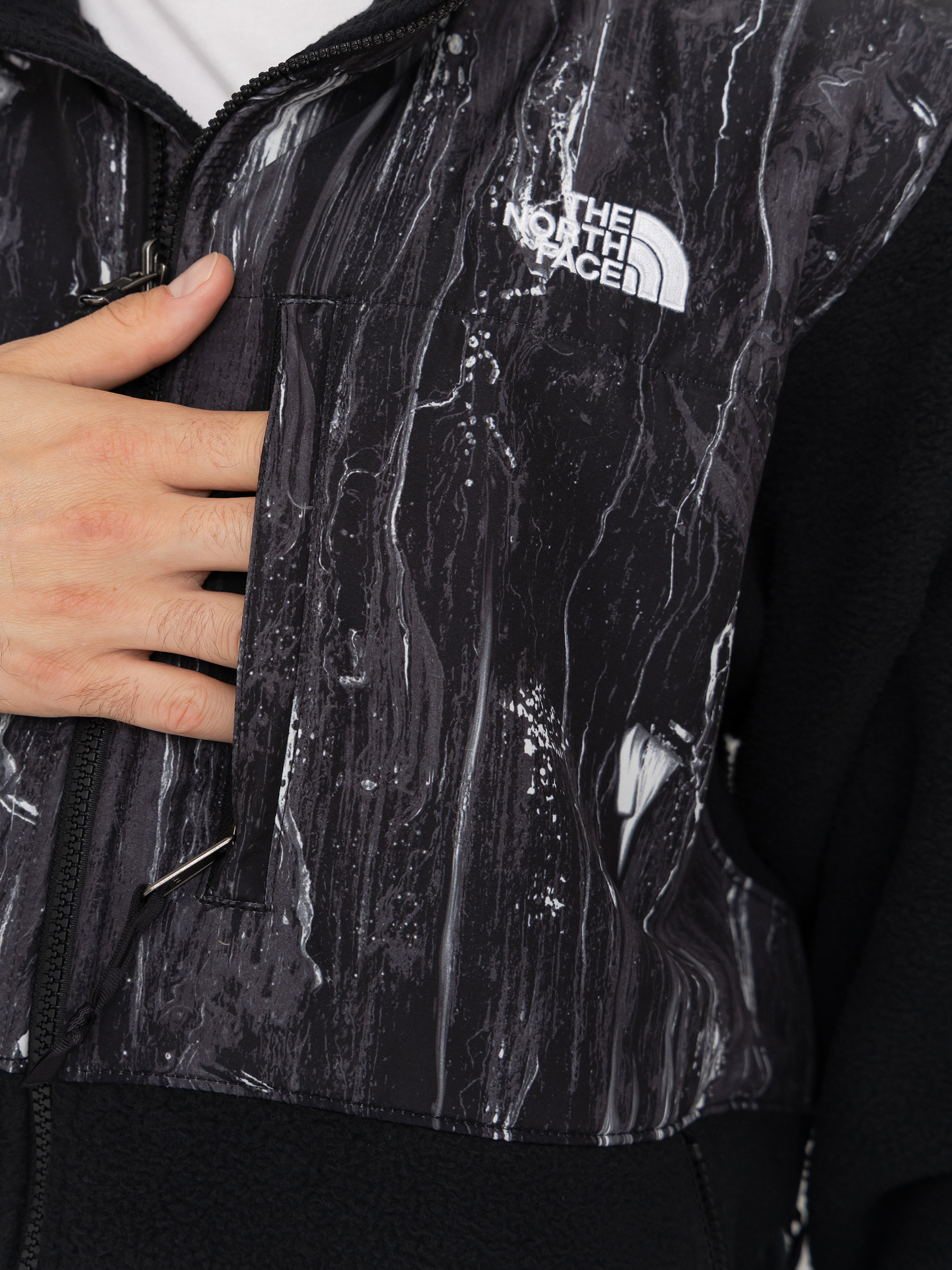 Bunda The North Face Retro Denali Print (tnf black impressions p)