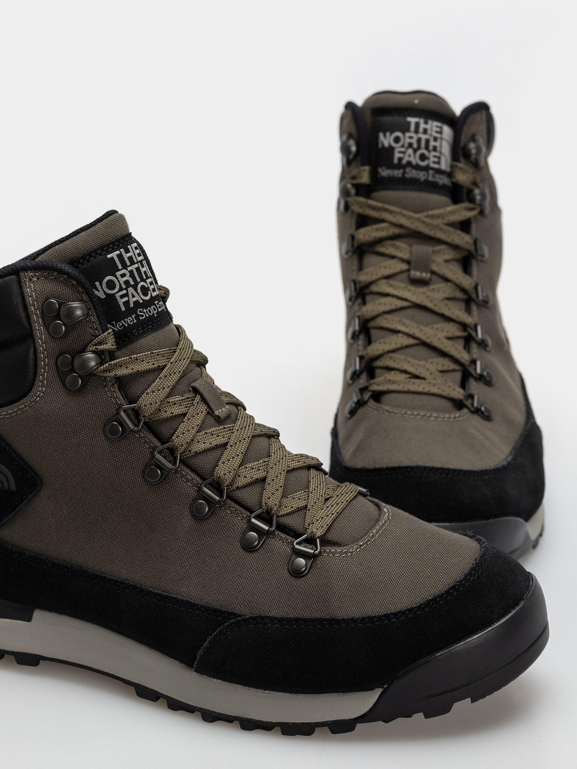Topánky The North Face Back To Berkeley Iv Textile Wp (new taupe green/tnf black)