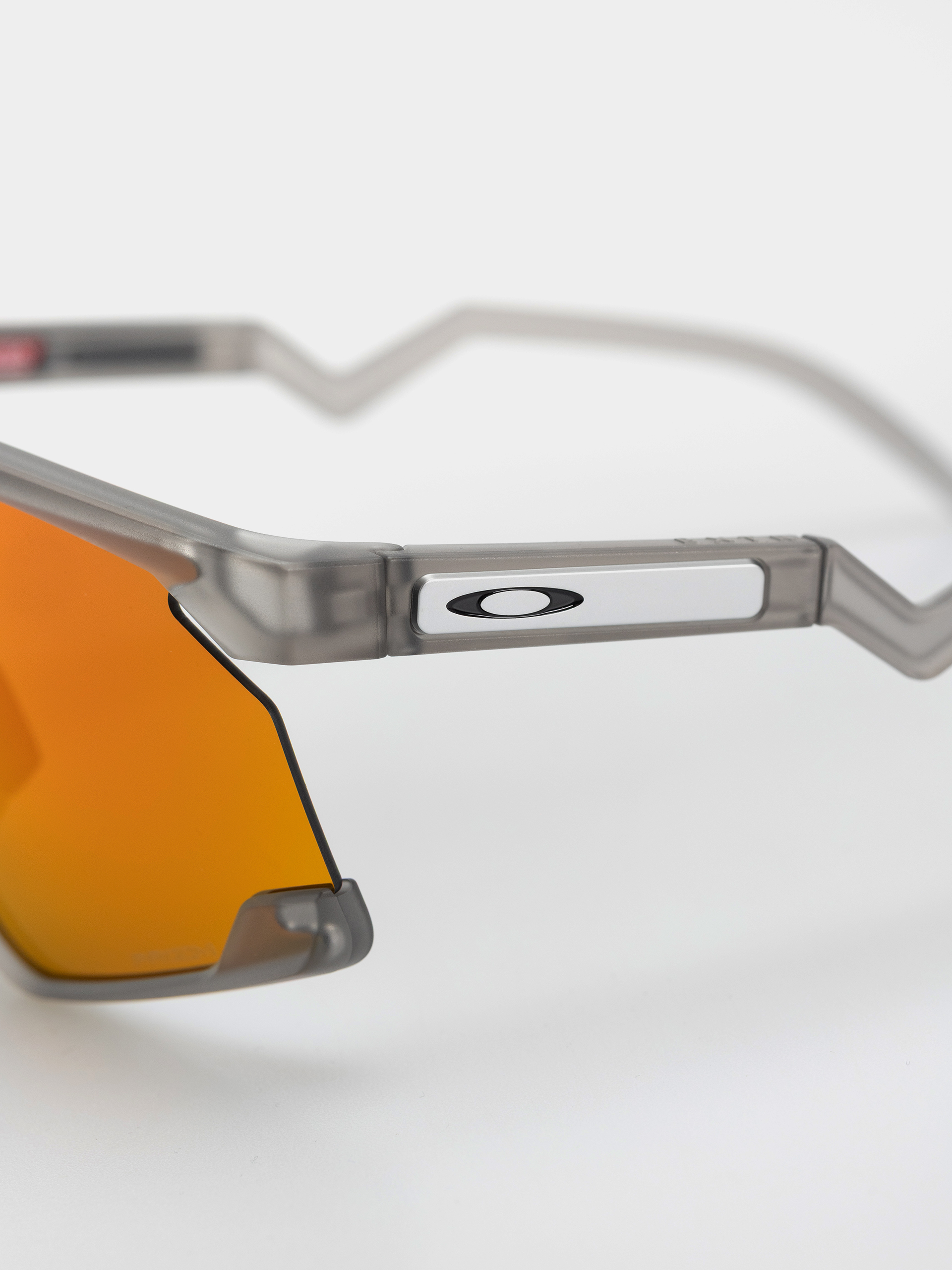 Slnečné okuliare Oakley Bxtr (matte grey ink/prizm ruby)