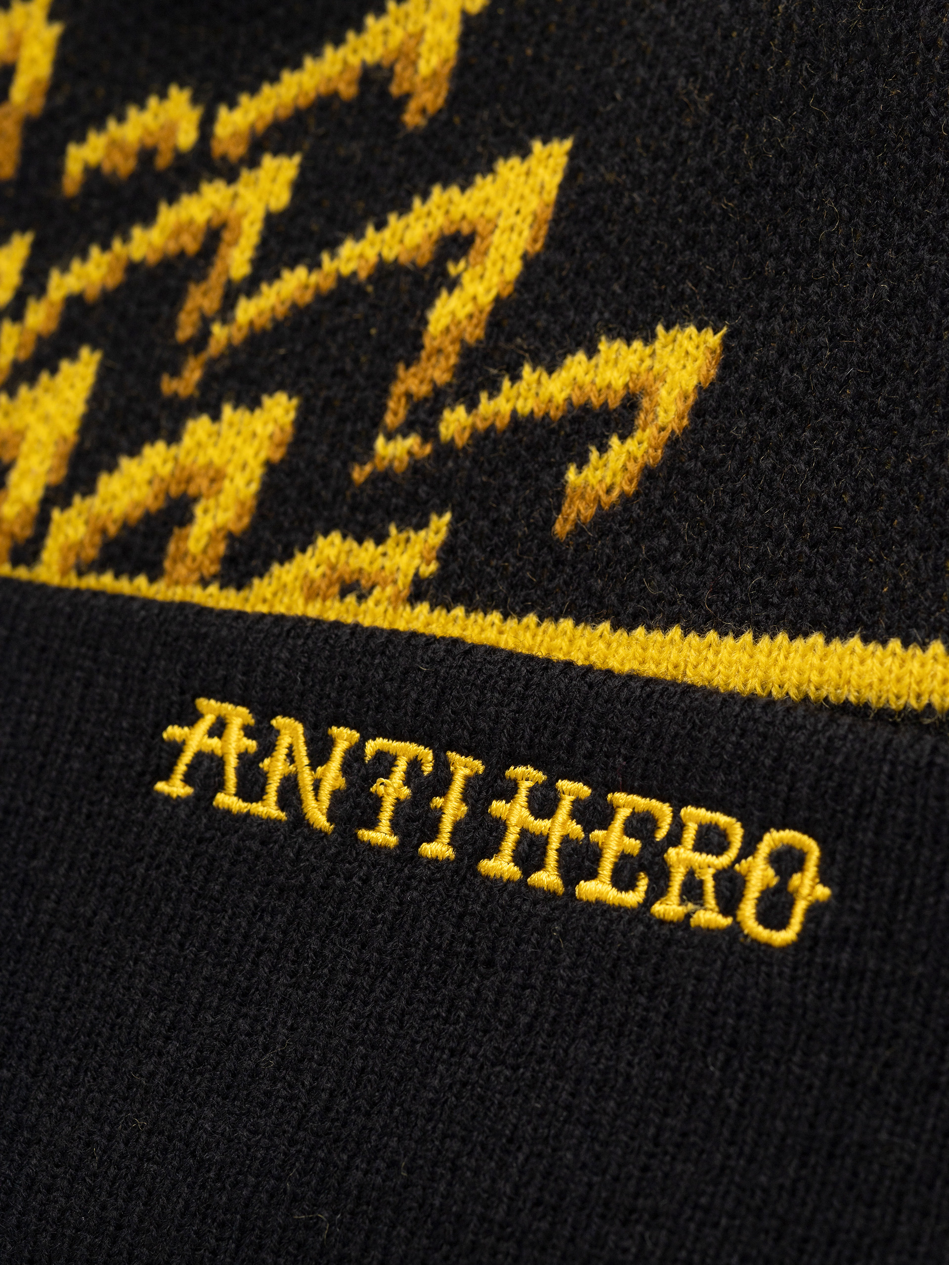 Čiapka Antihero Eagle Pom (black/yellow)