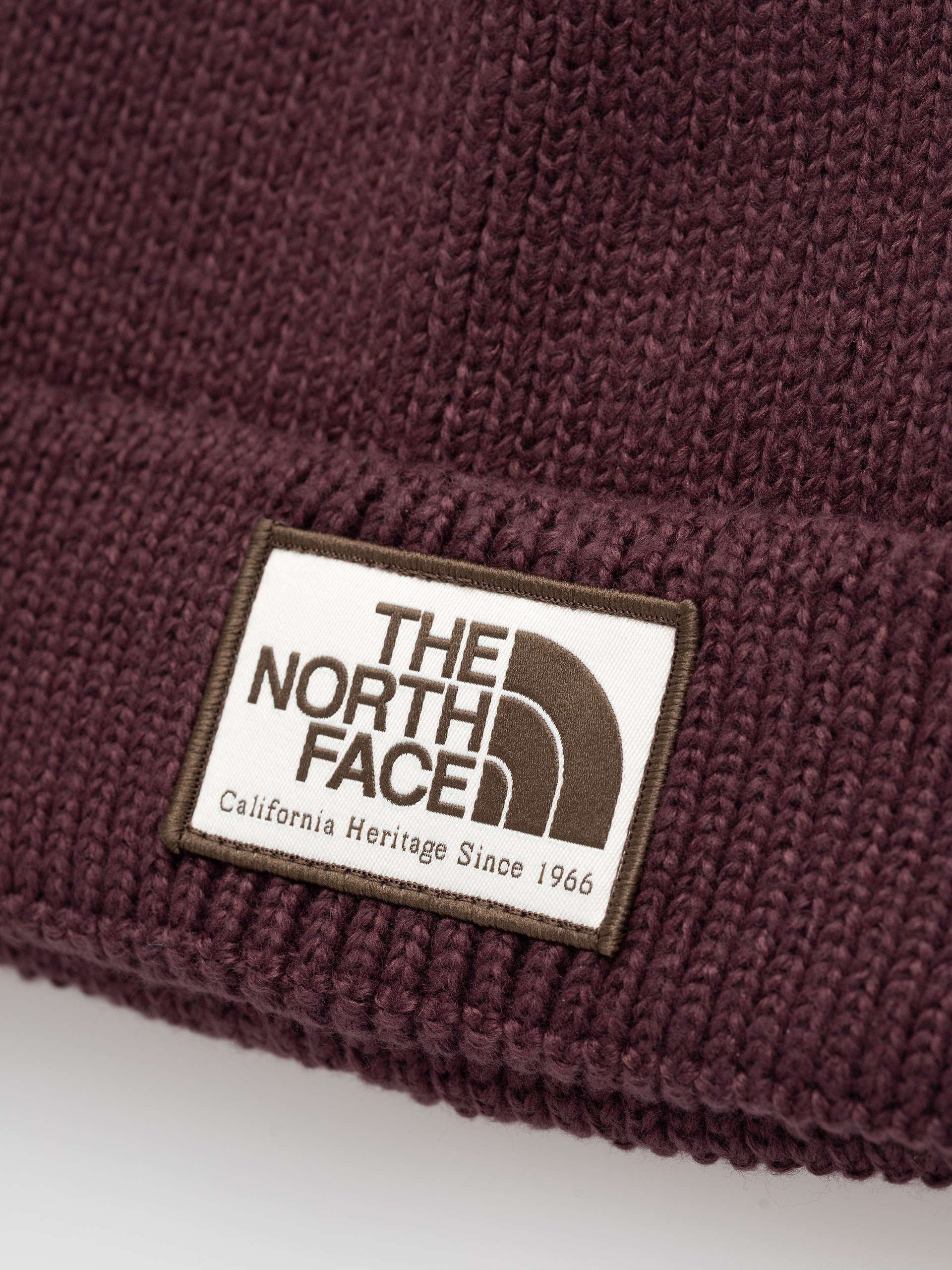 Čiapka The North Face Tnf Logo Box Cuffed (deep burgundy/heritage)