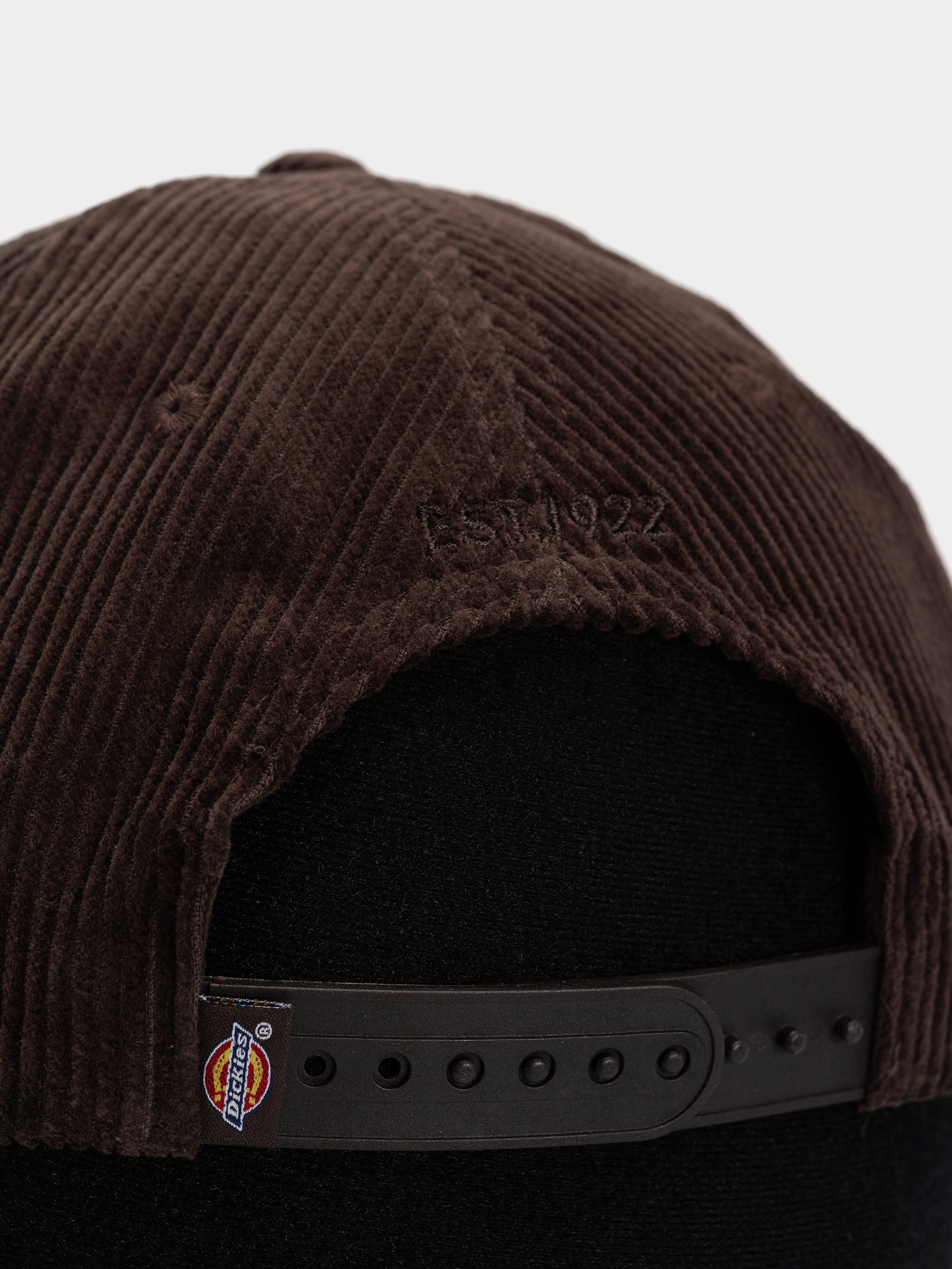 Šiltovka Dickies Hardwick Corduroy (chocolate brown)