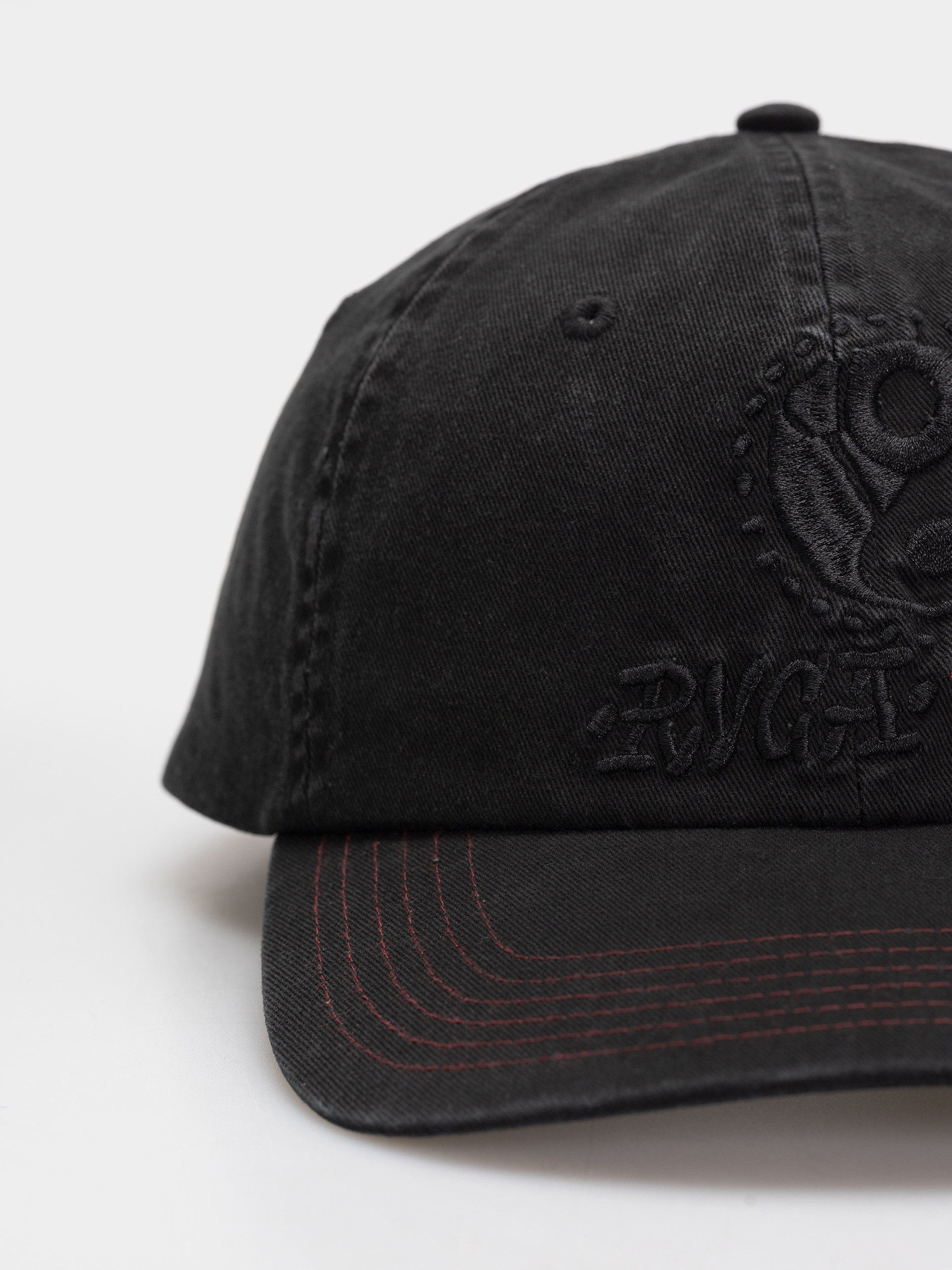 Šiltovka RVCA Dallas Ying Yang Cap (pirate black)