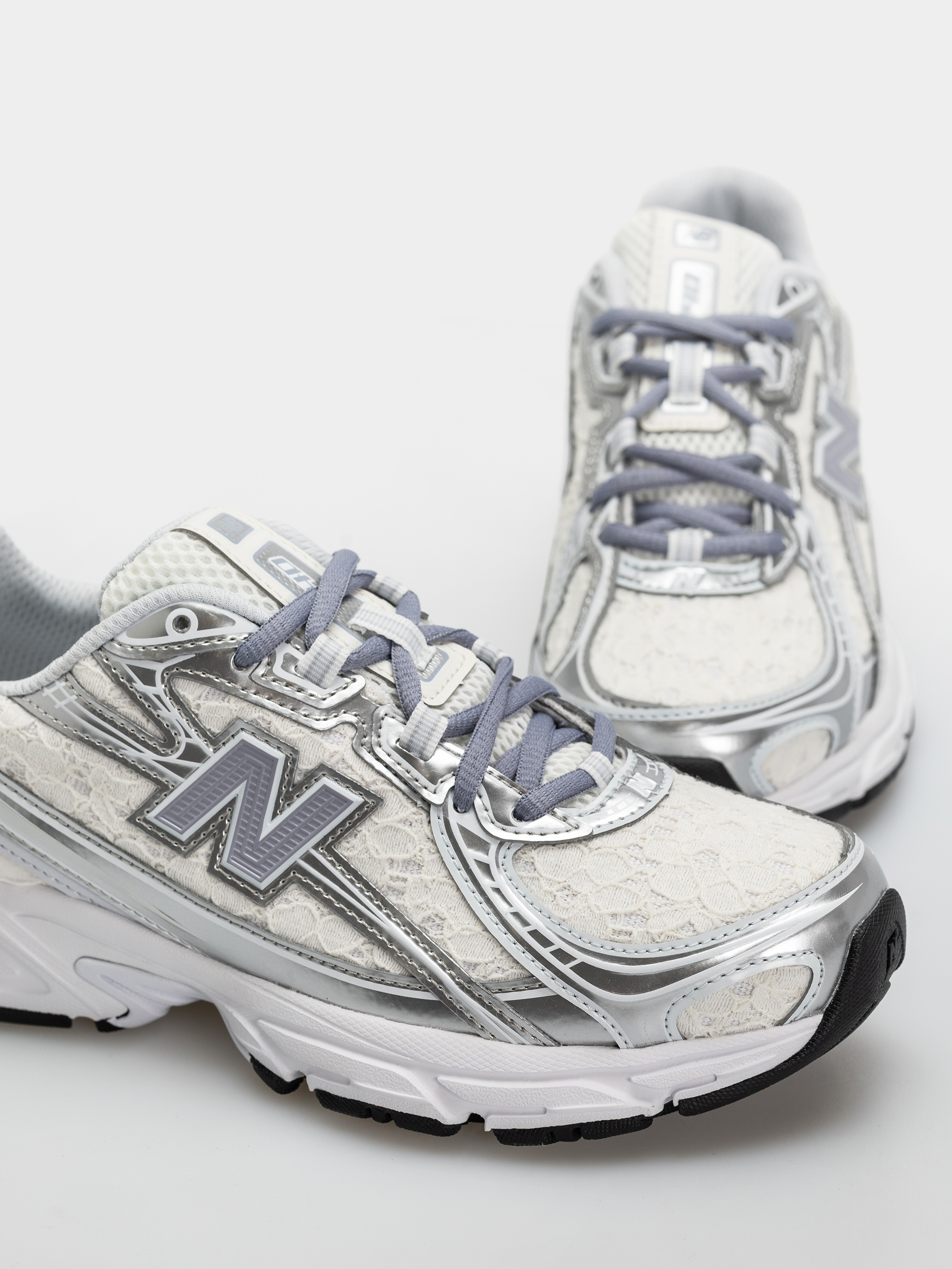 Topánky New Balance 740 (linen/silver metallic)