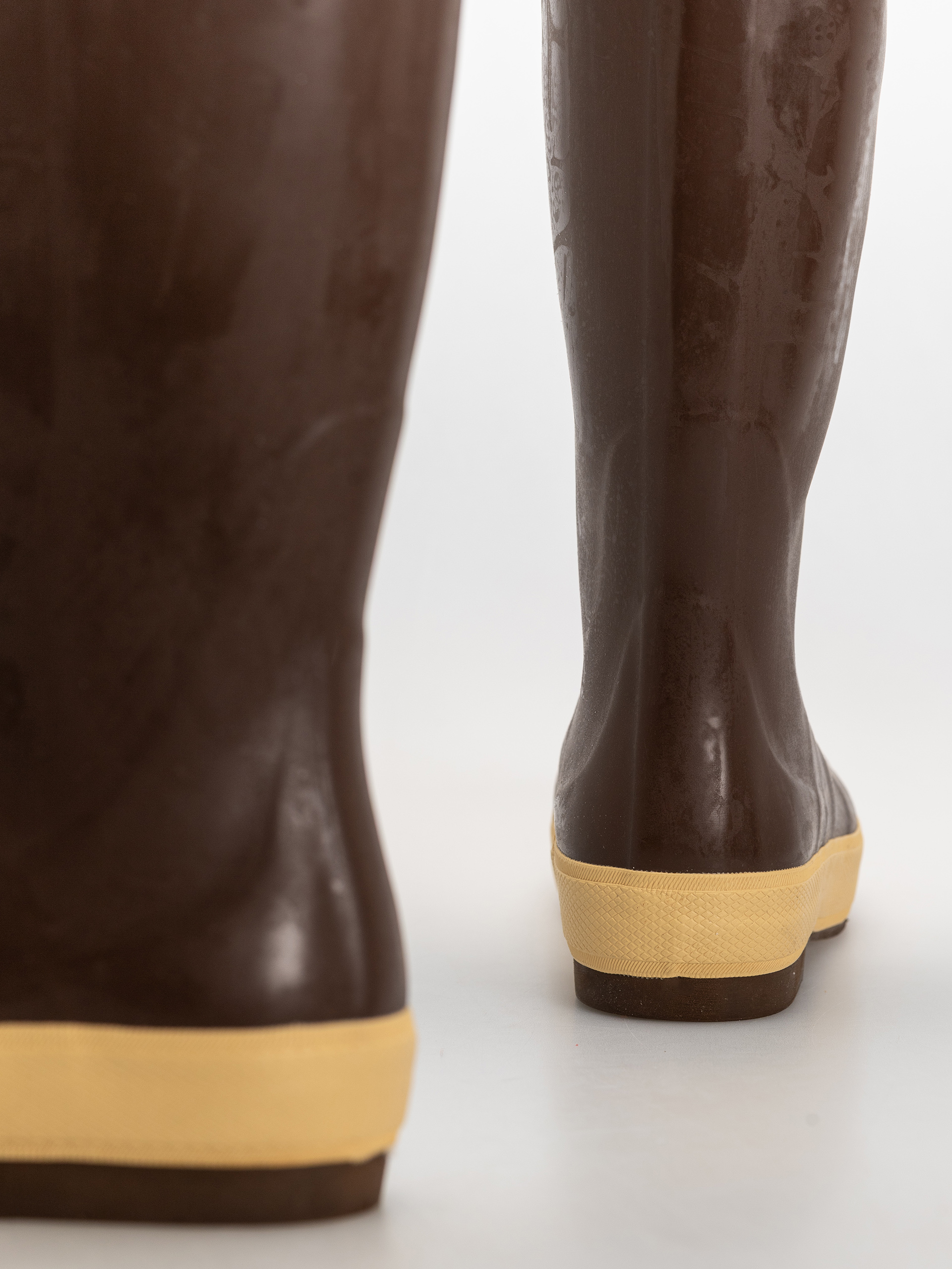 Topánky Xtratuf Salmon Sisters 15 Legacy Boot Wmn (chocolate octopus)