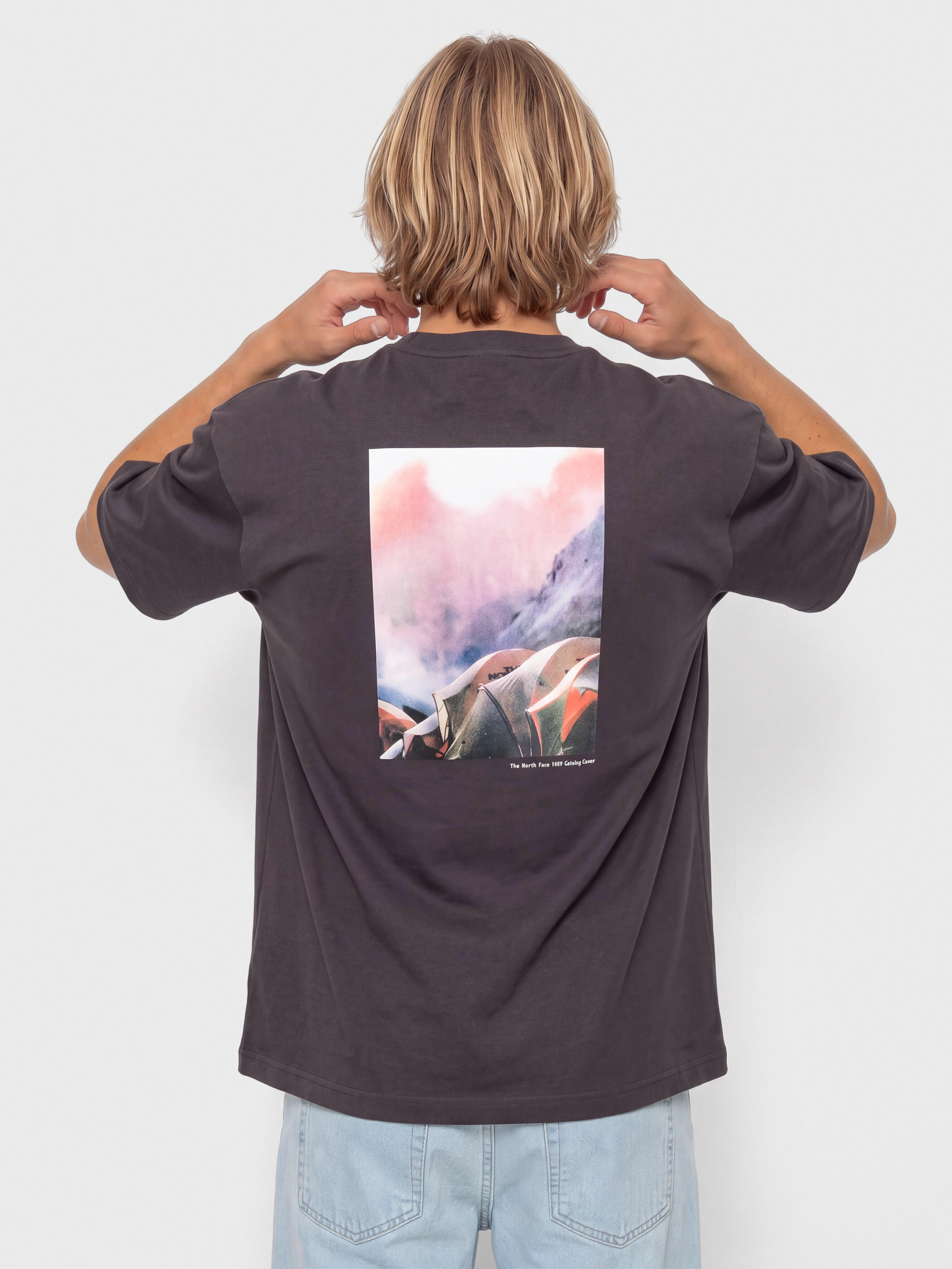 Tričko The North Face Red Box Graphic (obsidian)