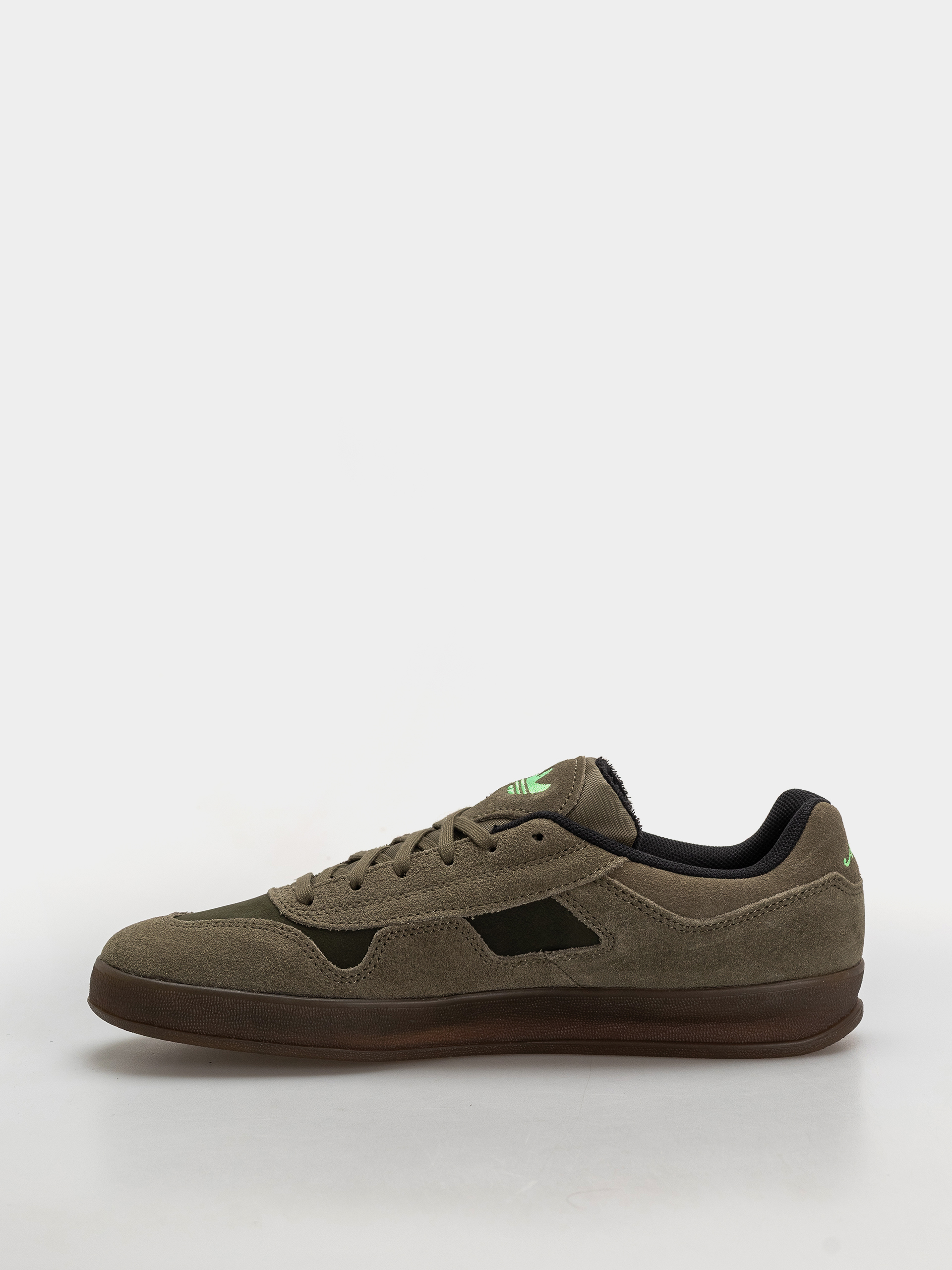 Topánky adidas Aloha Super (olistr/cblack/gum5)