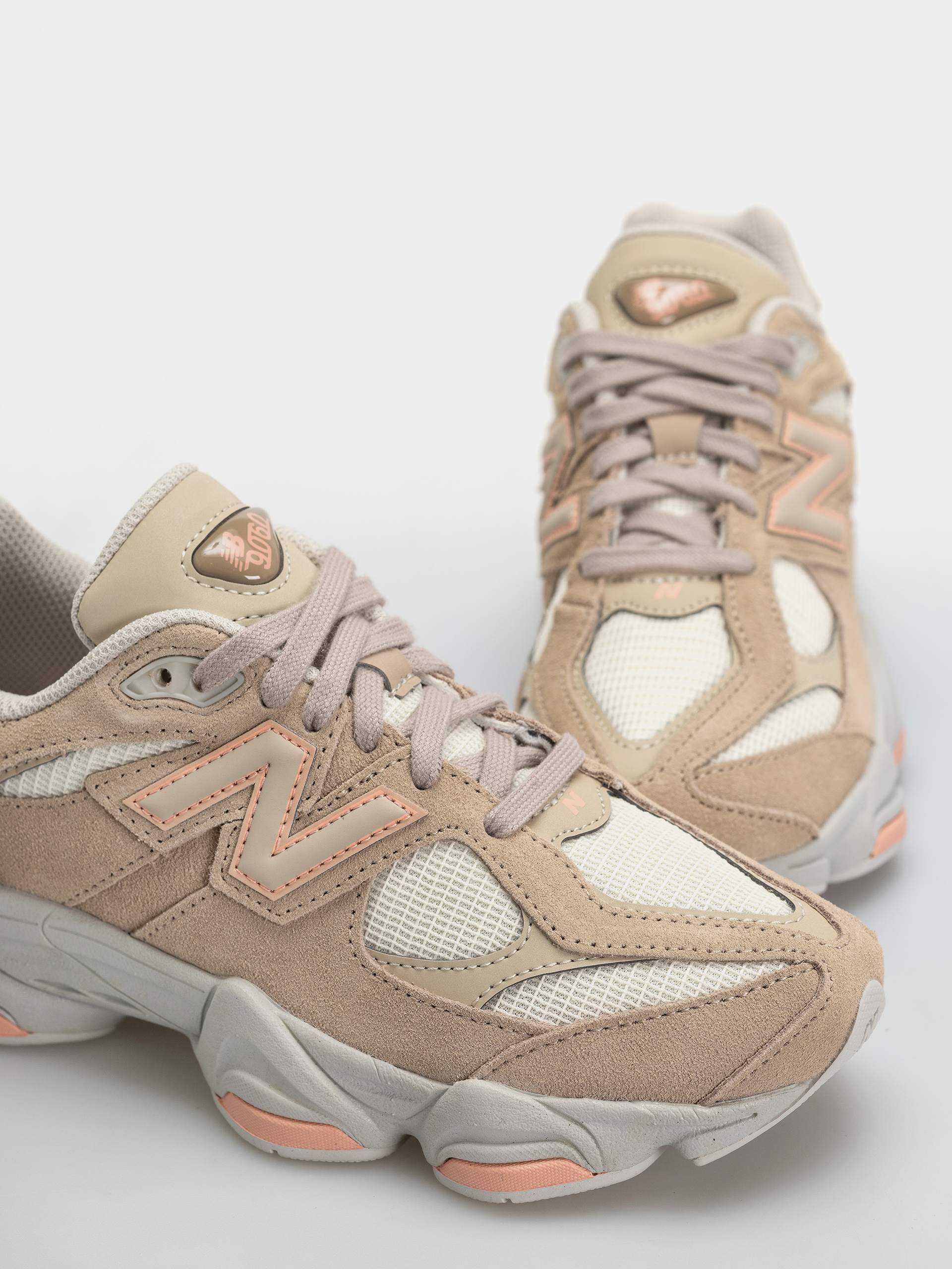 Topánky New Balance 9060 JR (mindful grey/pink lemonade)