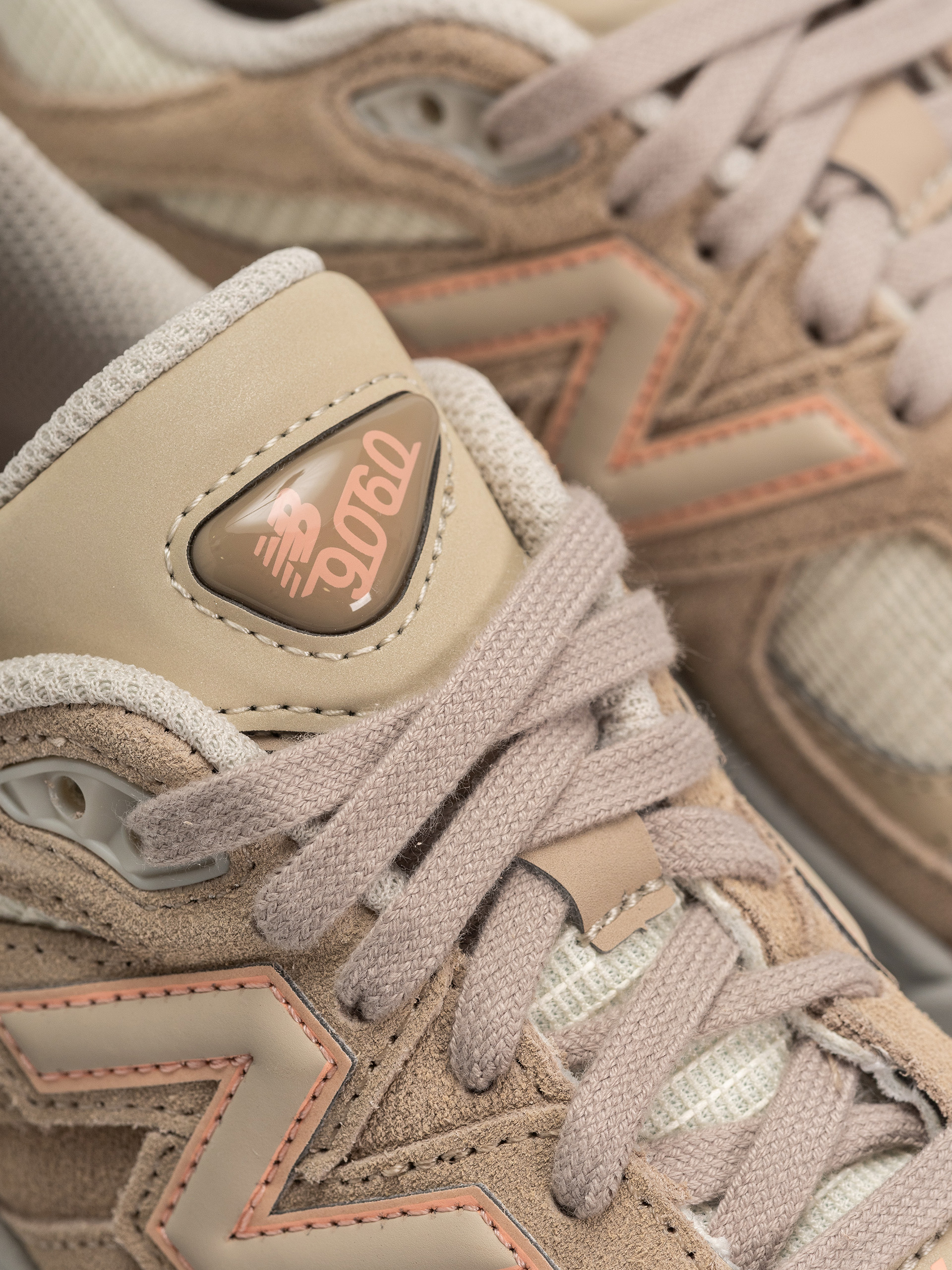 Topánky New Balance 9060 JR (mindful grey/pink lemonade)