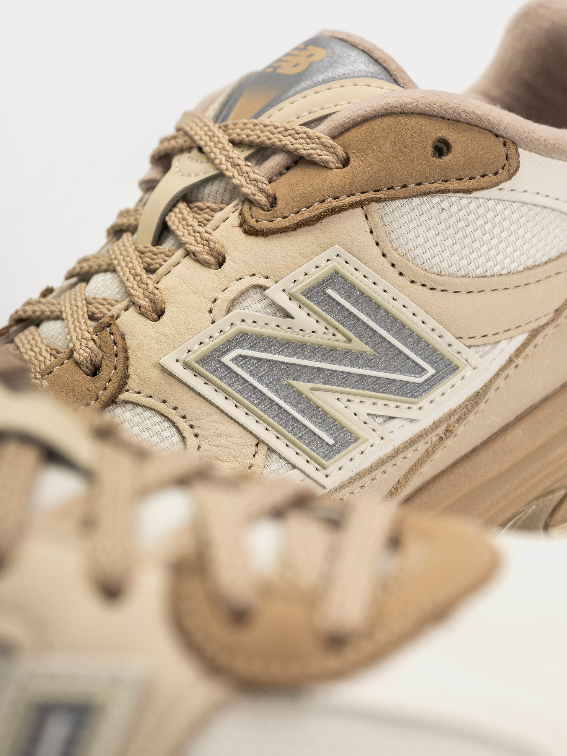 Topánky New Balance 2010 (sandstone/bone)